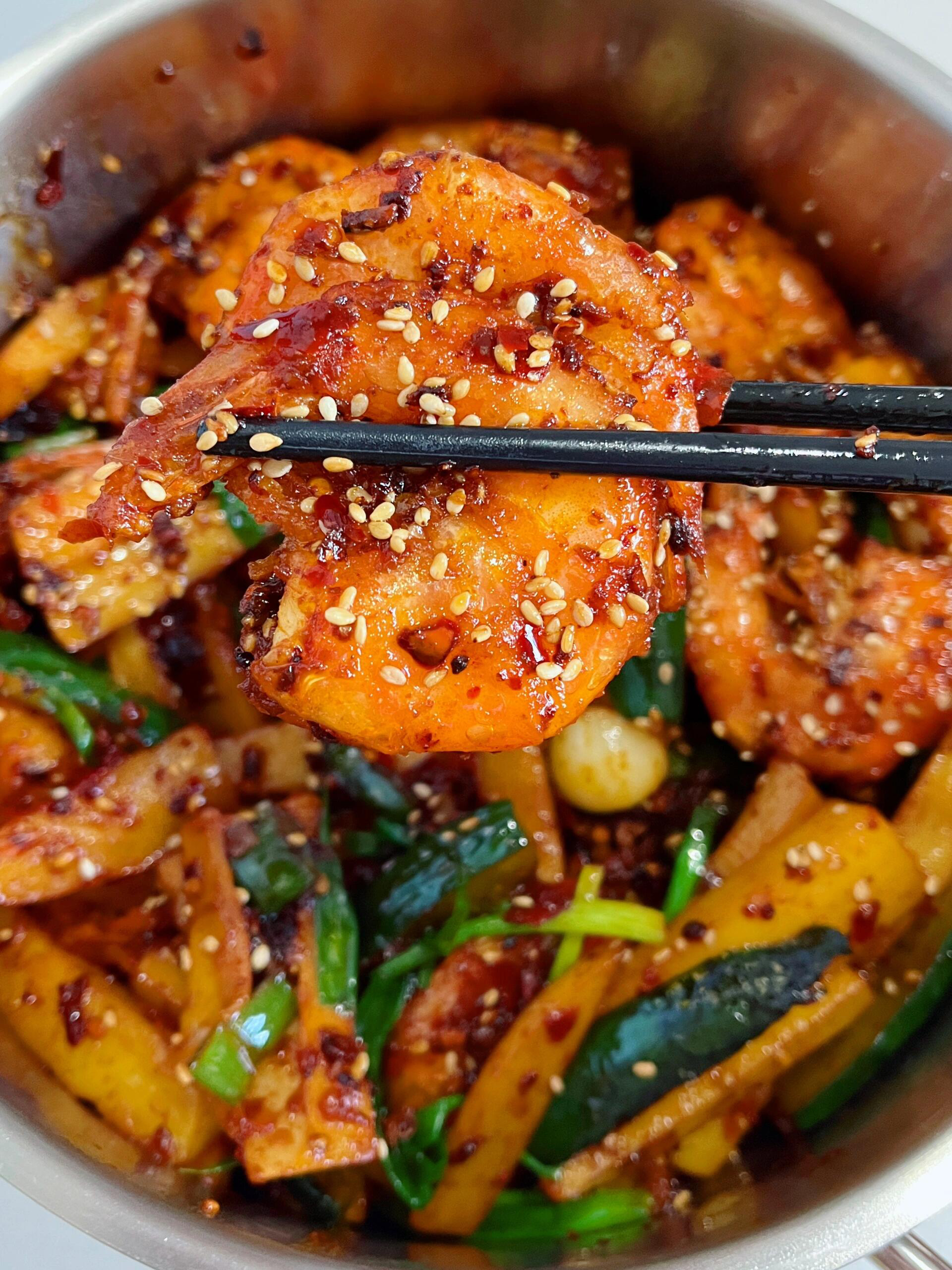 分享家常菜干锅虾做法