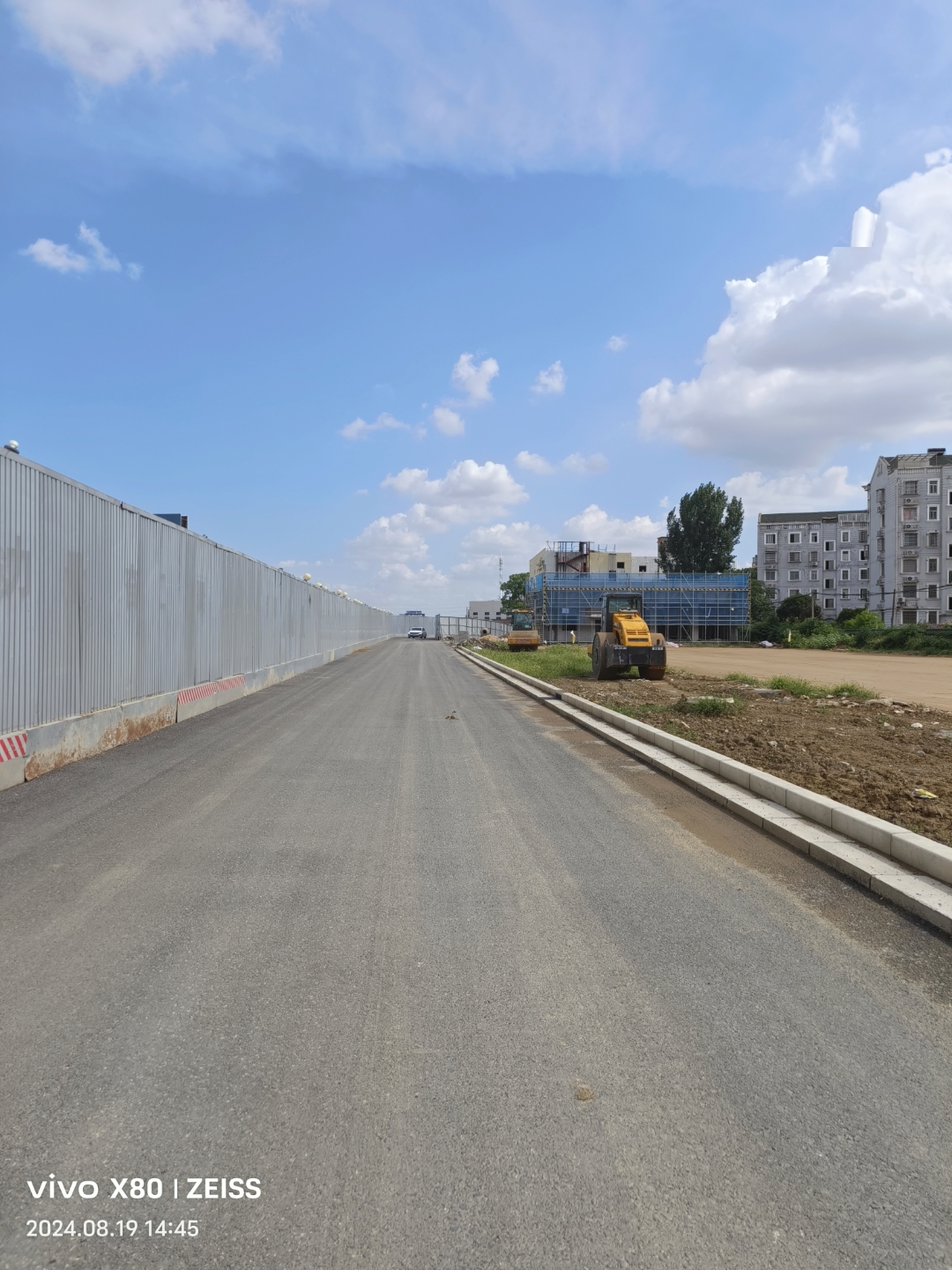 都门帐饮无绪,留恋处,兰 道路大面积整平