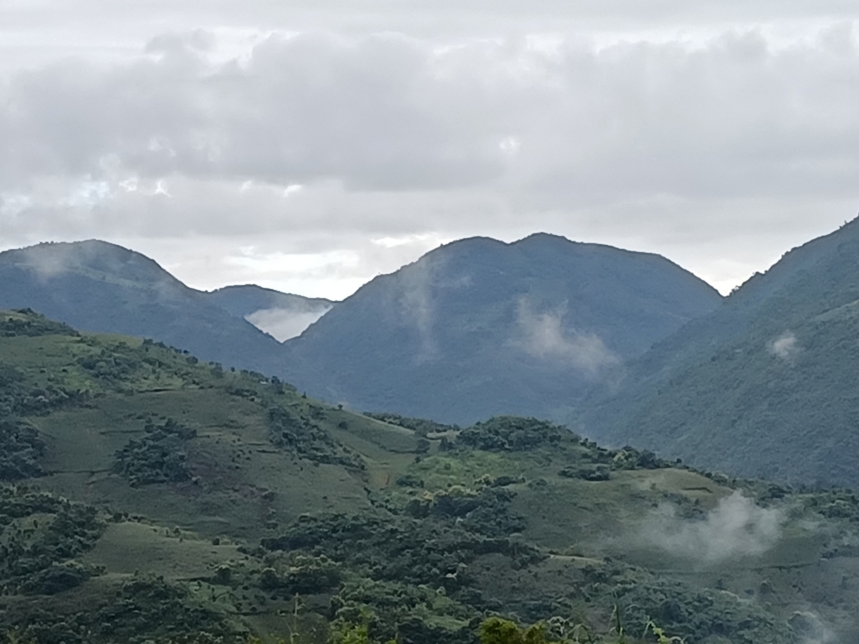 勐永镇河底岗南京矿山风景