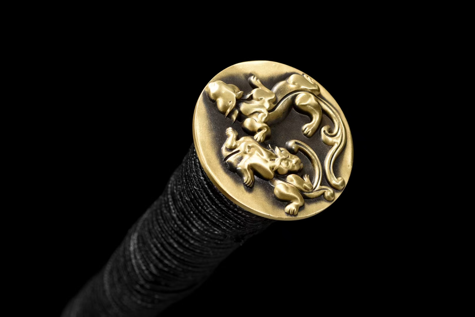 新剑到,龙泉手工精品刀剑欢迎阁下品鉴详询 螭虎汉剑 八面花纹钢血