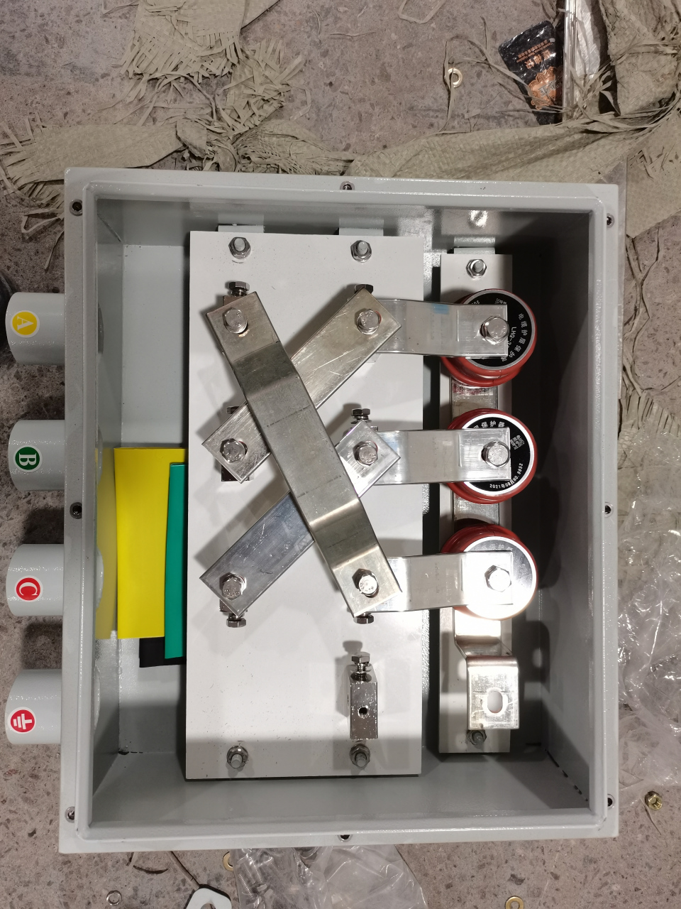 电缆接地箱实拍