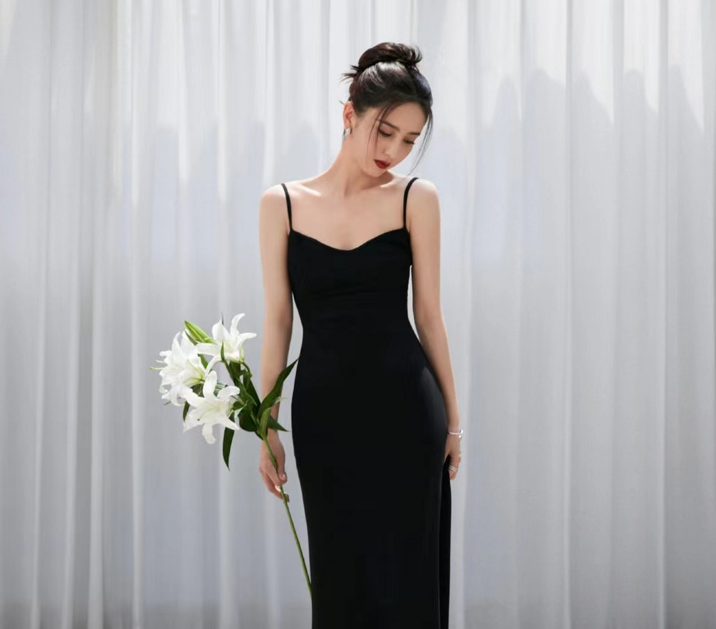 1,王楚然走大美女路线,撞过好几位人气花,连绯闻男友的前几任女友们都