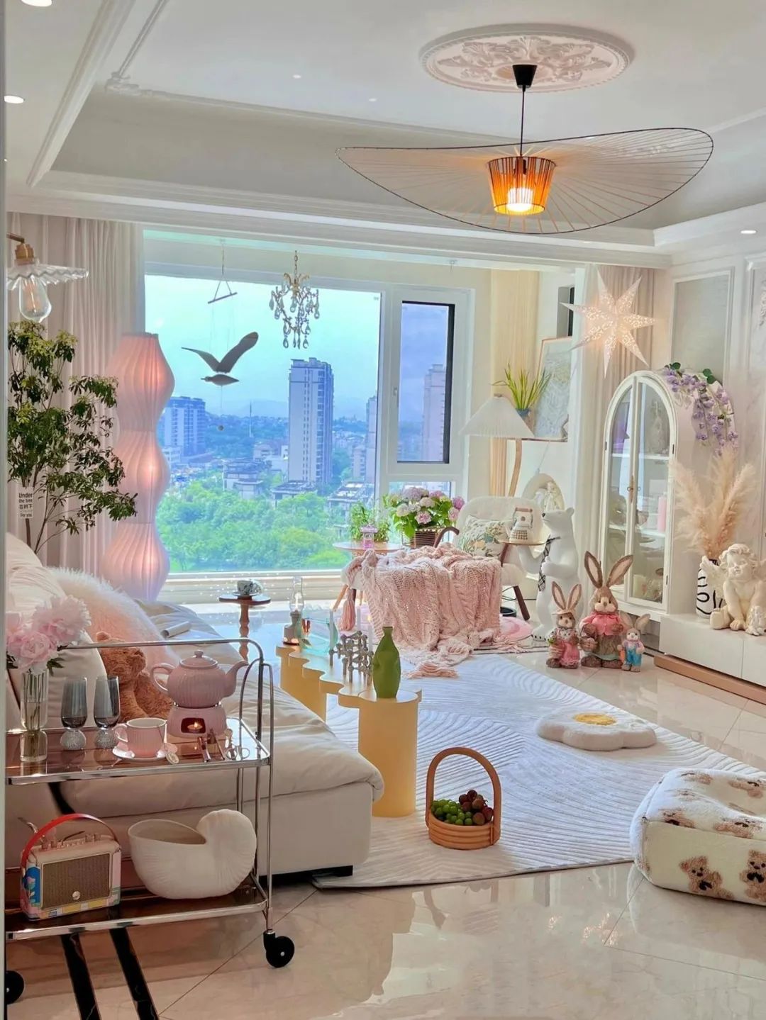 你一定给不了你没有的东西,只有自己内心足够丰盈才会更好的滋养他人