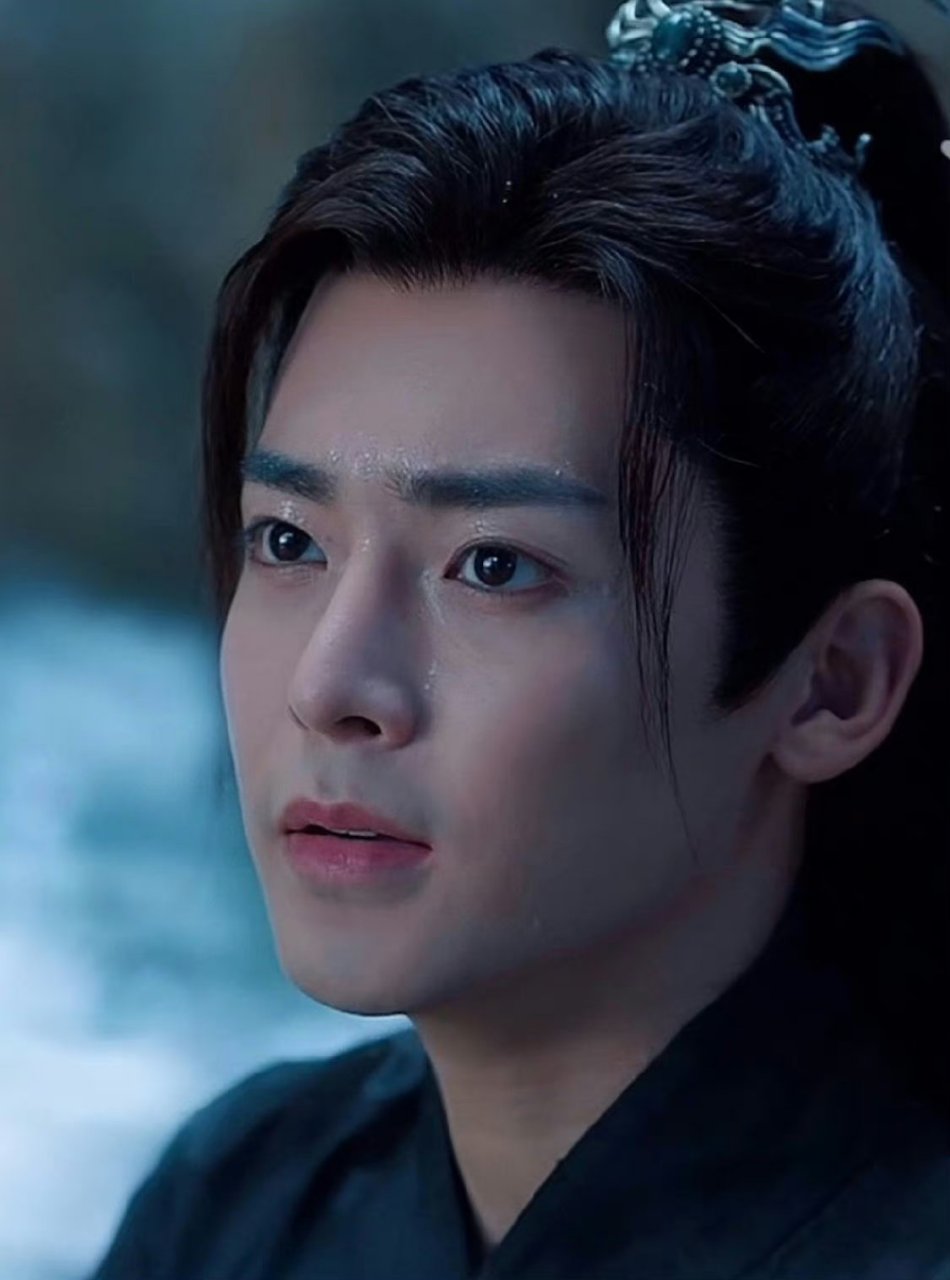 天曜@侯明昊 的小表情!好纯情好娇羞好可爱!