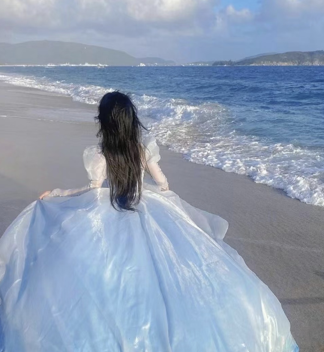 海边女生头像 你值得拥有