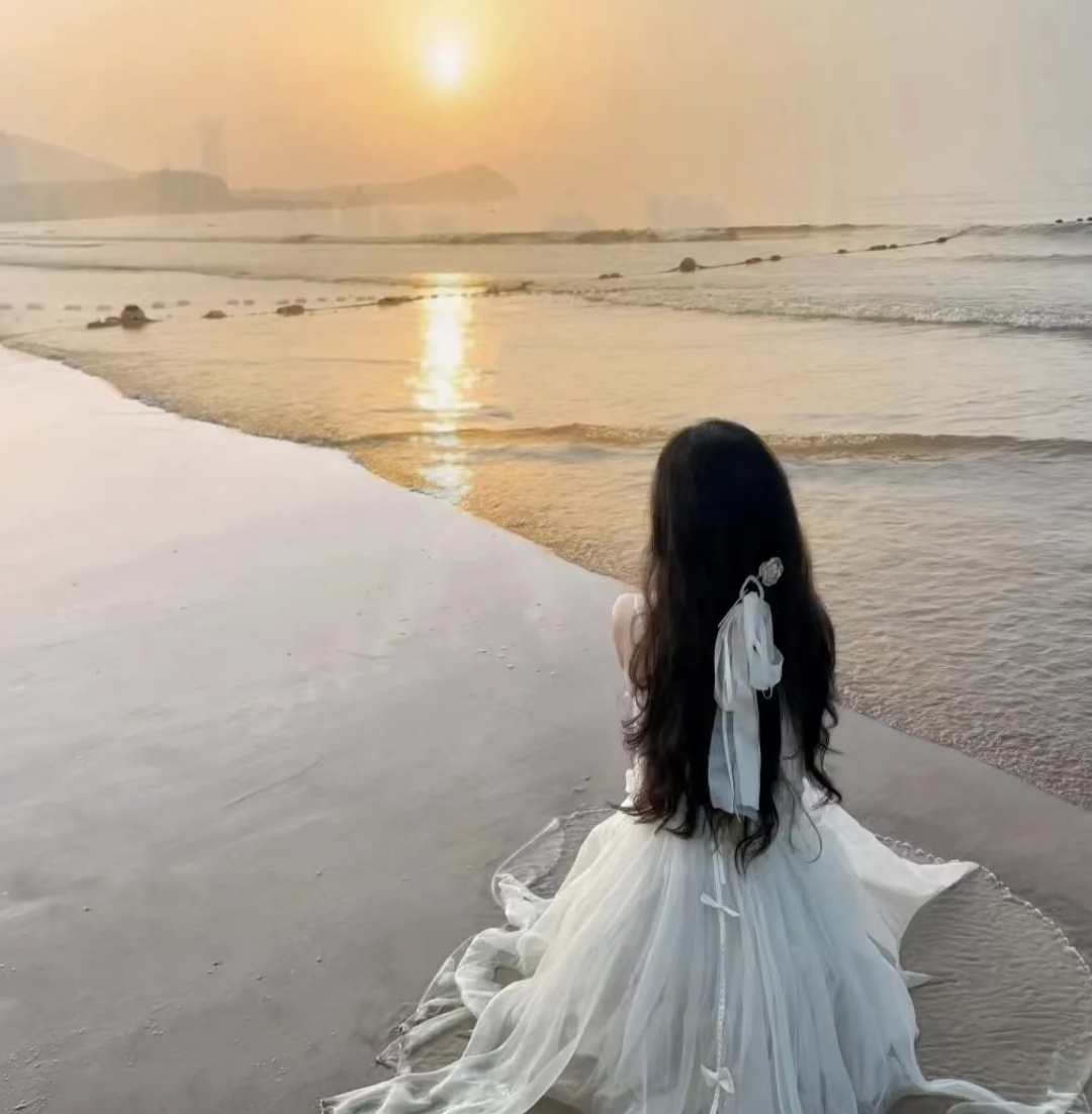 海边女生头像 你值得拥有