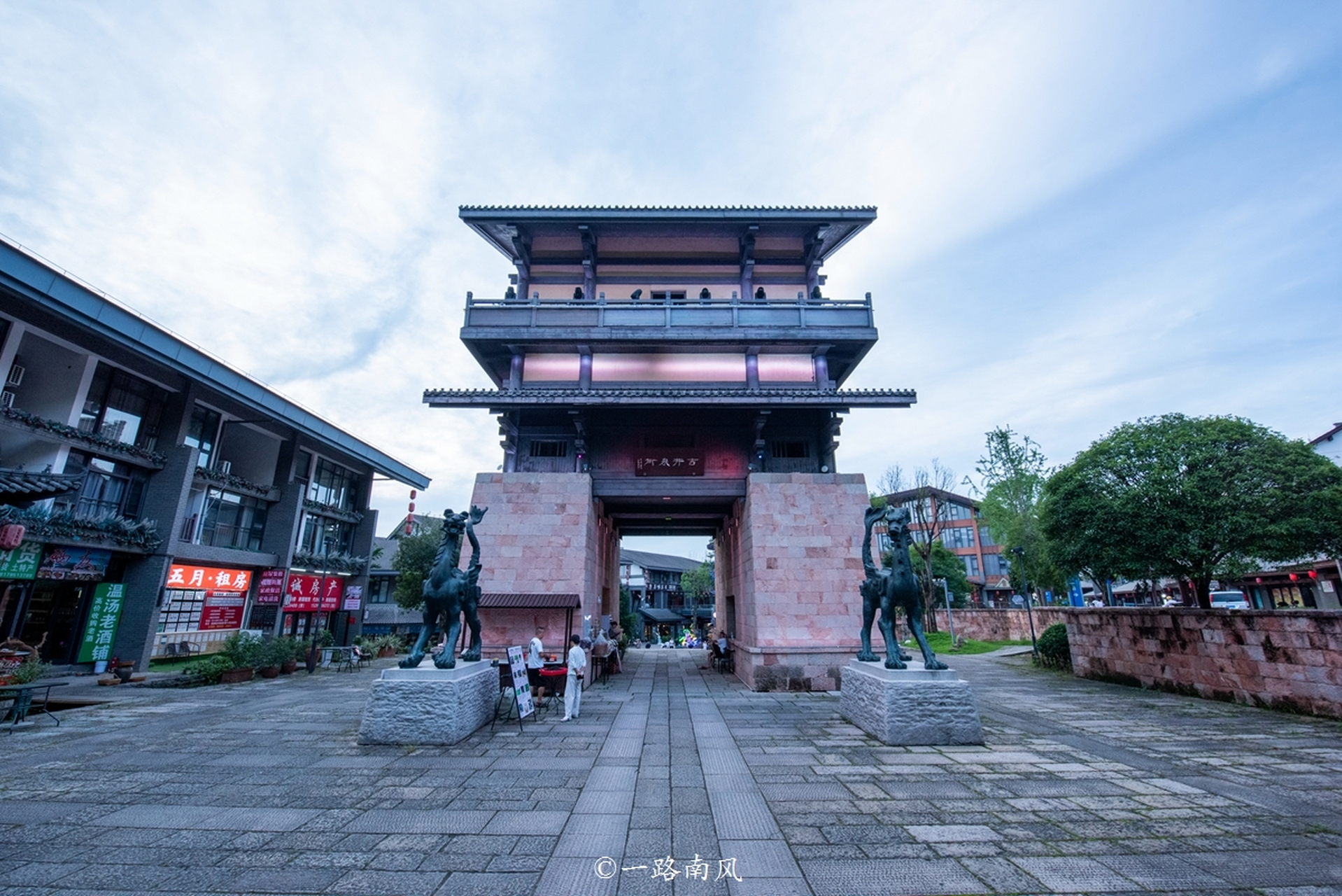 宜春市温汤镇因温泉资源而闻名全国,拥有世界硒养之都,世界温泉