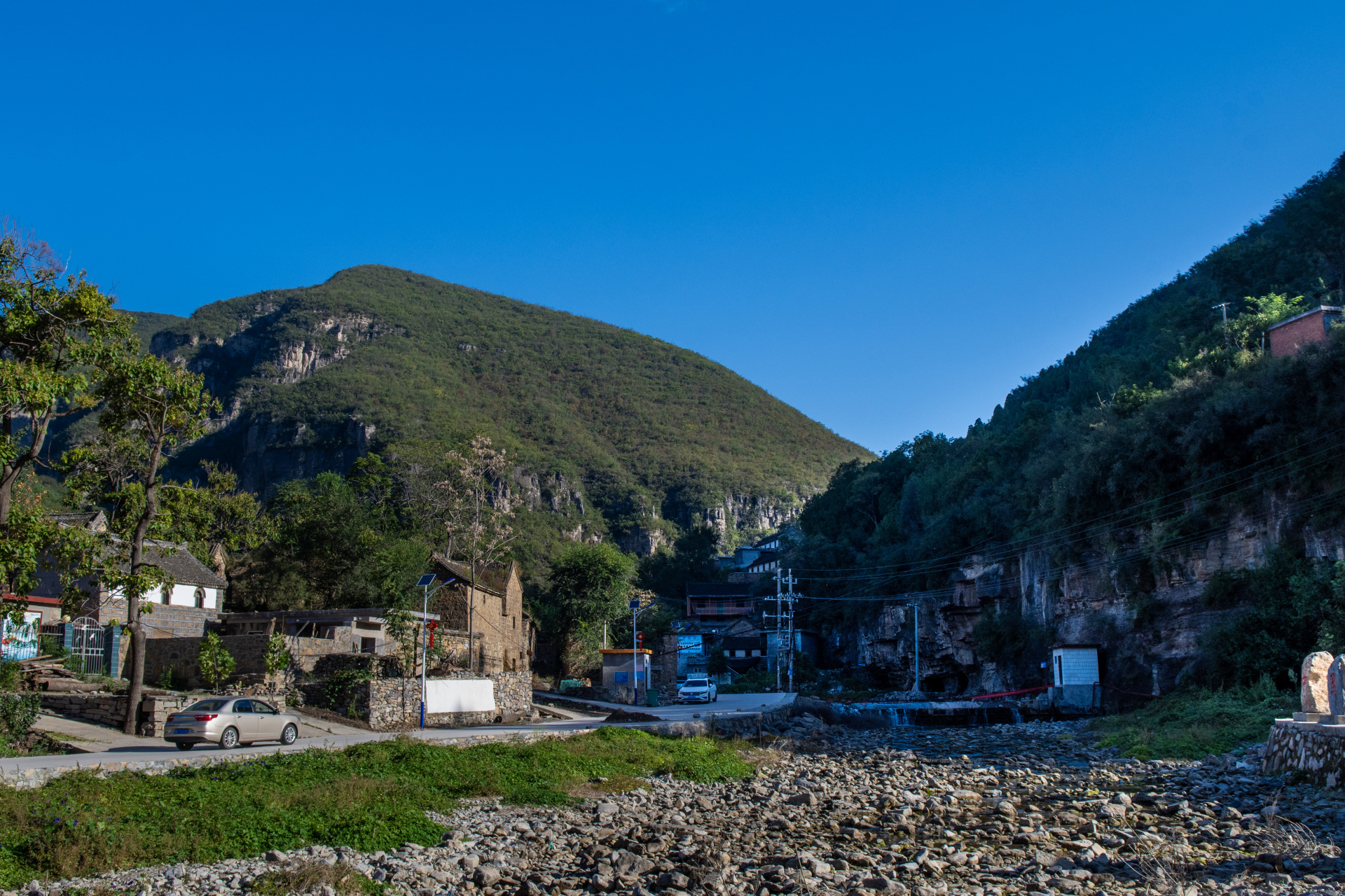 泰安里峪村景点图片