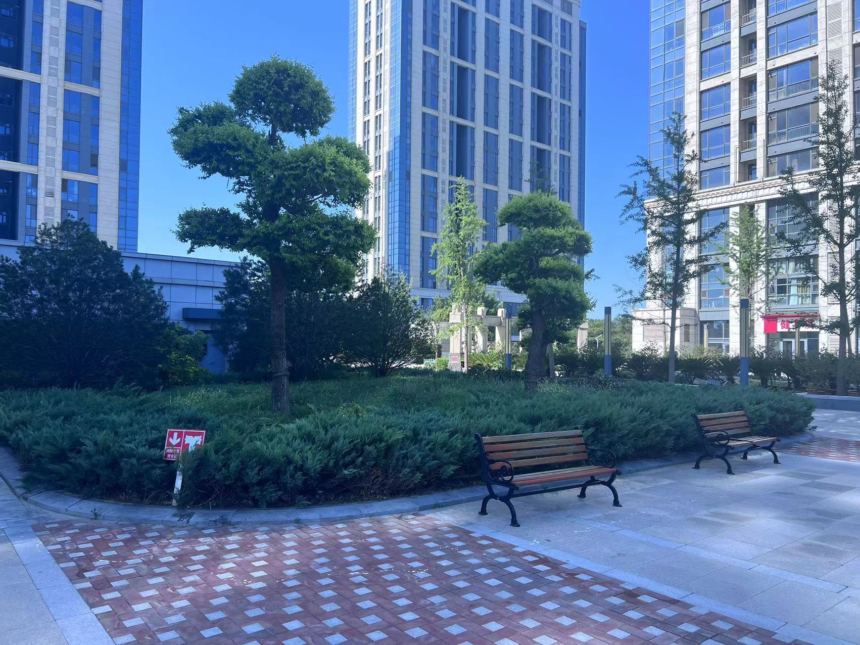 燕郊楼盘【潮白生态城】顺销中  现推出特价房:10套 均价6900-7300