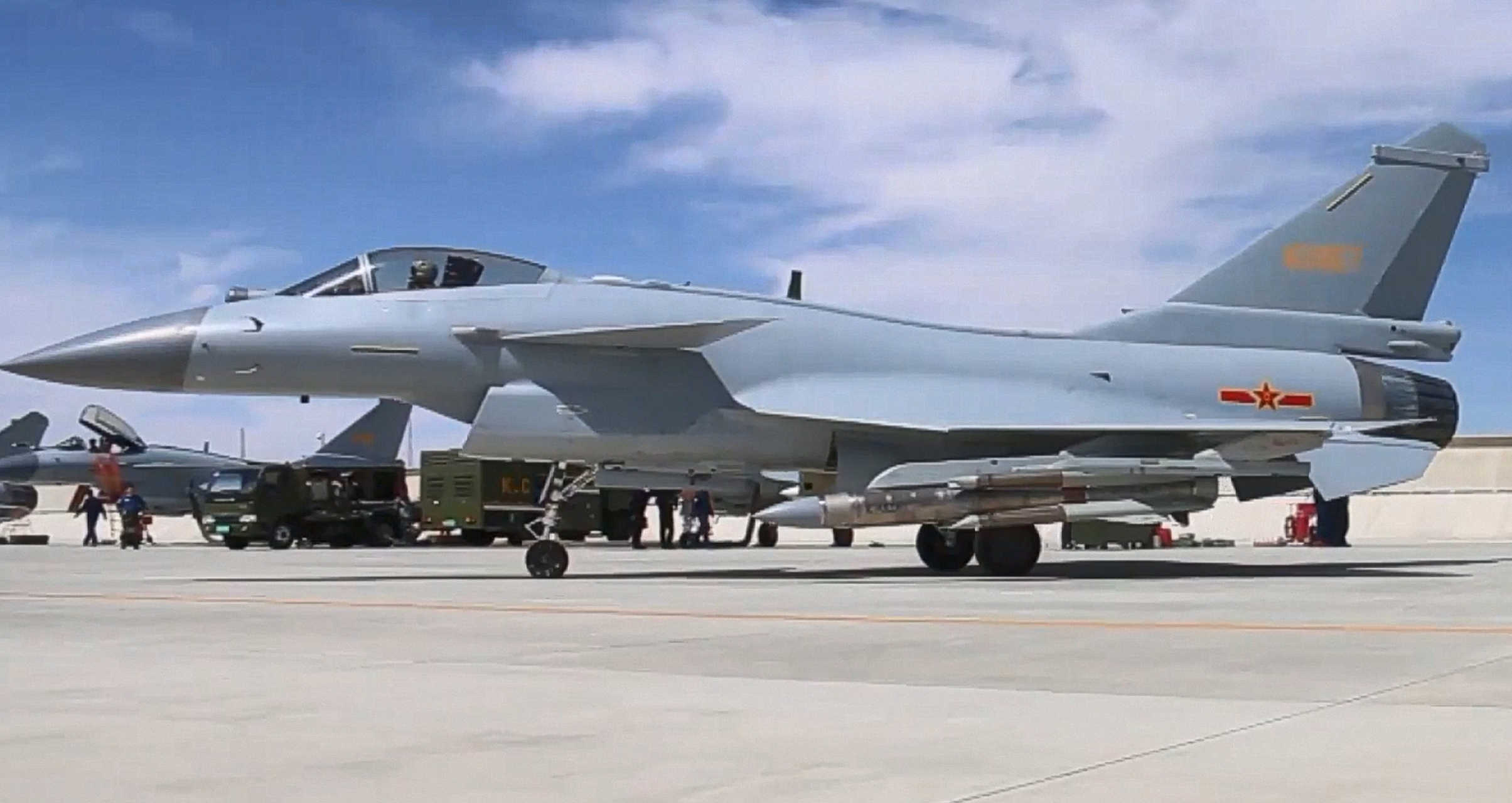 反辐射导弹的作用就是四两拨千斤,战术性很大!