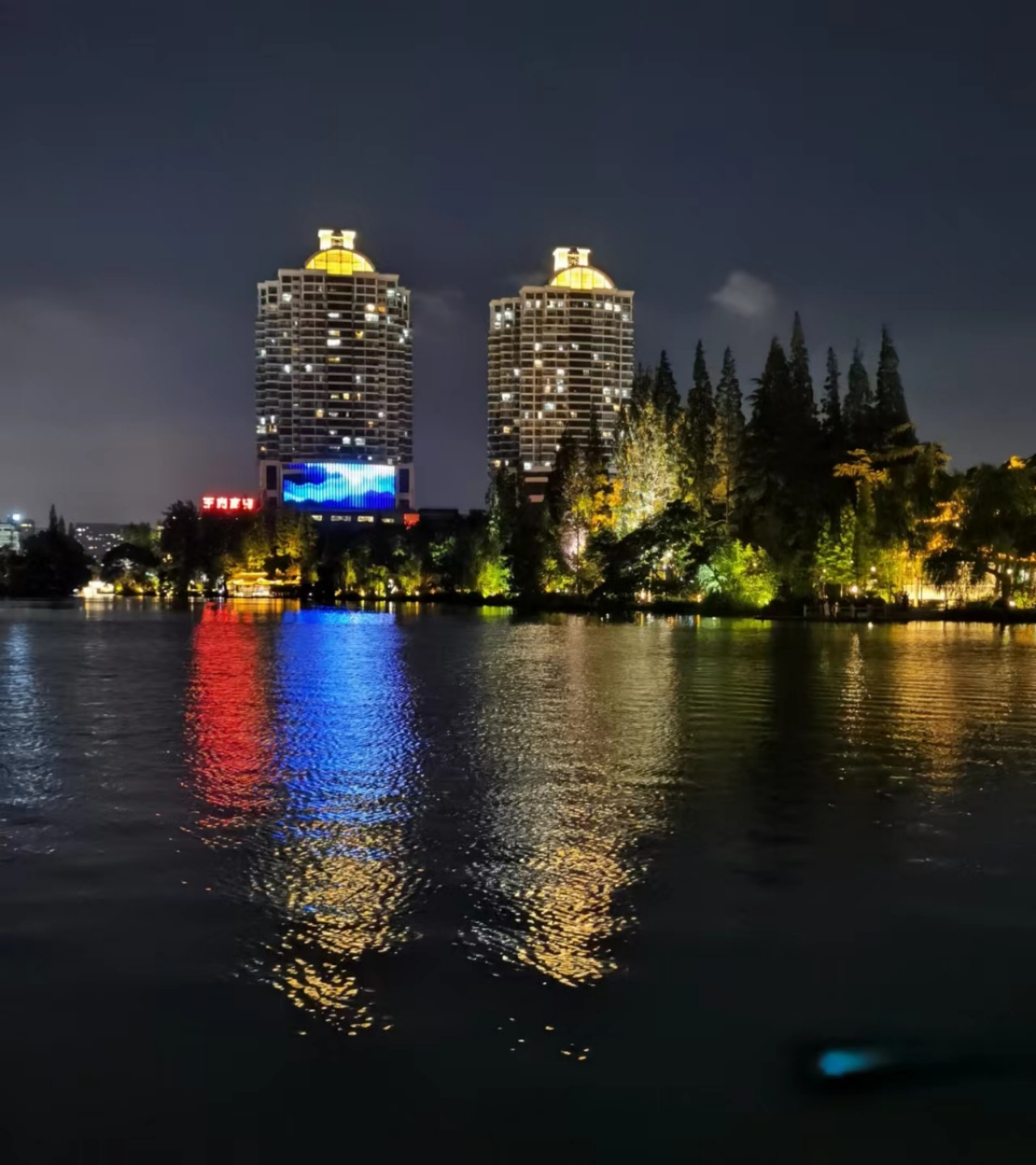 南通濠河夜景描述图片