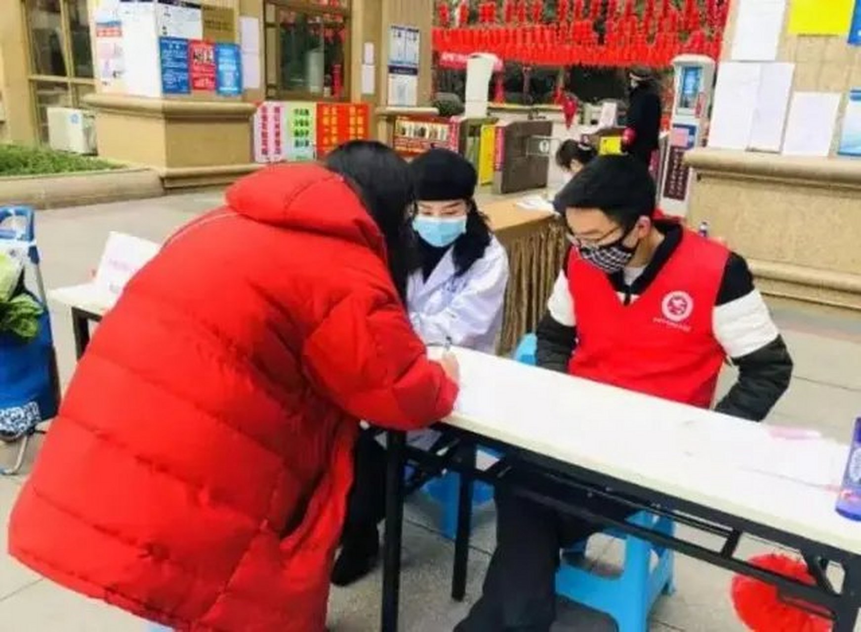 河南人民"亲切"称为"新一代毒王"的郭伟鹏去意大利