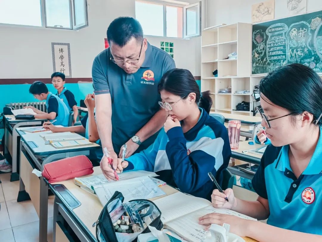 这些含糊其辞"月朦胧鸟朦胧"的字眼,我就牙疼头疼!