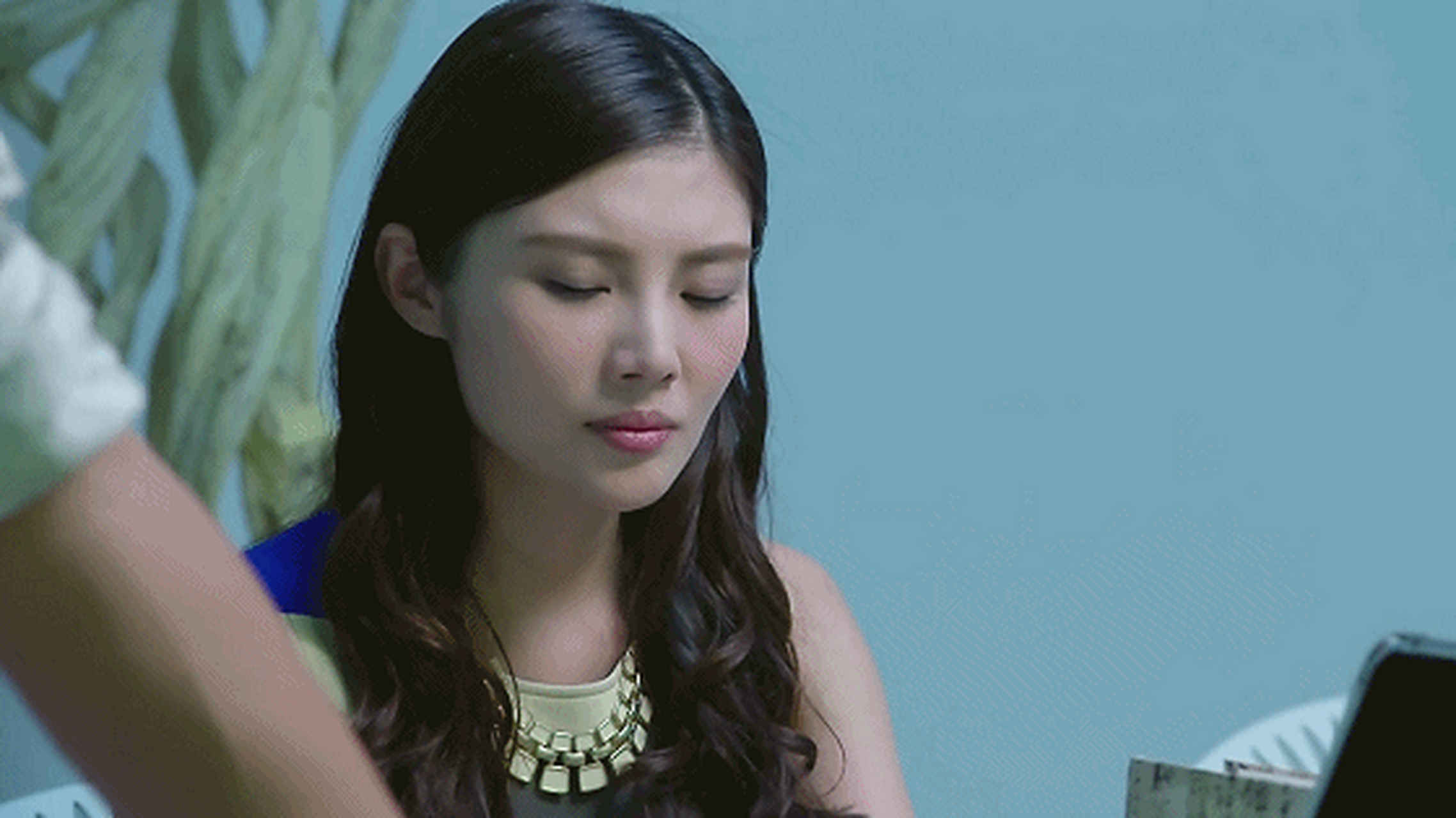 徐冬冬张一山《余罪》六年后重现名场面