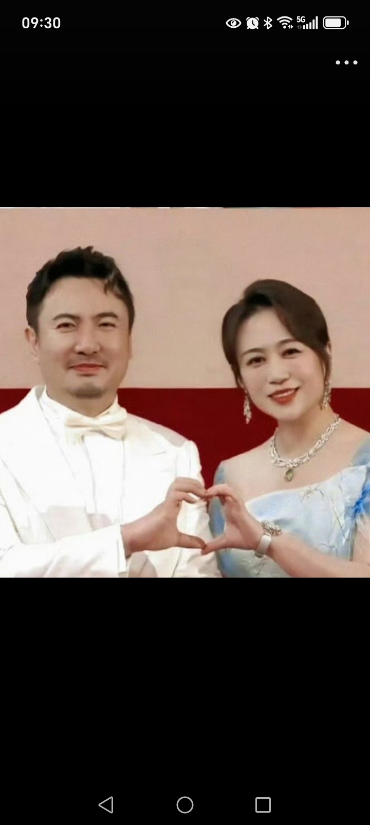 马丽在《水饺皇后》长沙路演时,情绪激动落泪,回应了与沈腾cp被过分