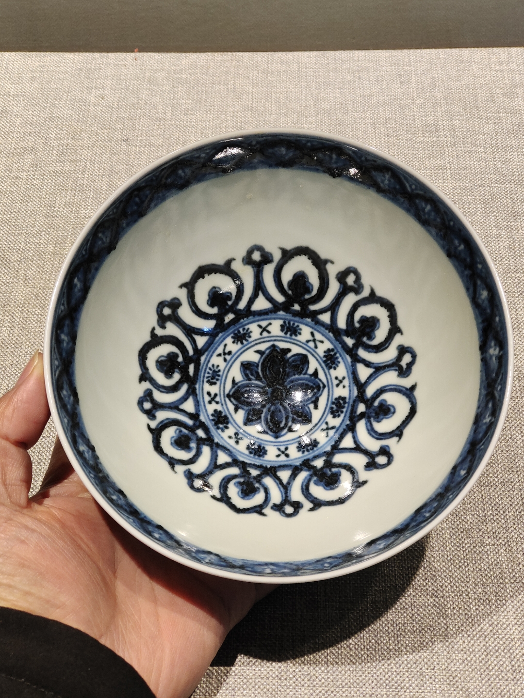 非常适合收藏或展示. 全品无瑕疵,是喜爱古瓷器朋友的绝佳选择