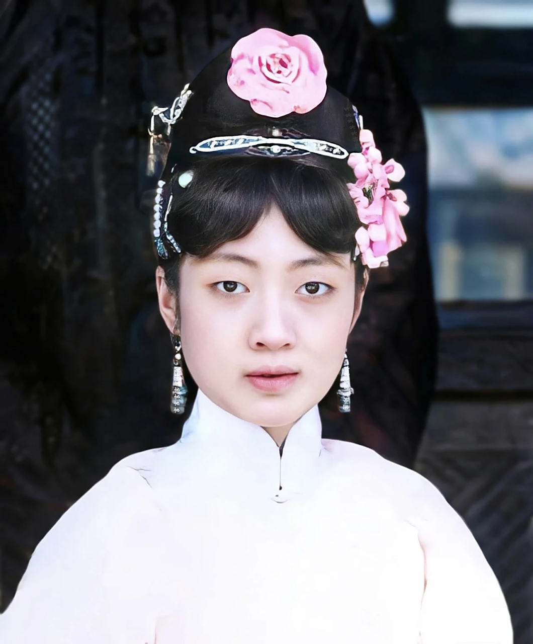 中国最后一位皇后婉仪,16岁被选当了皇后,前面挺风光的,后面挺凄惨,图