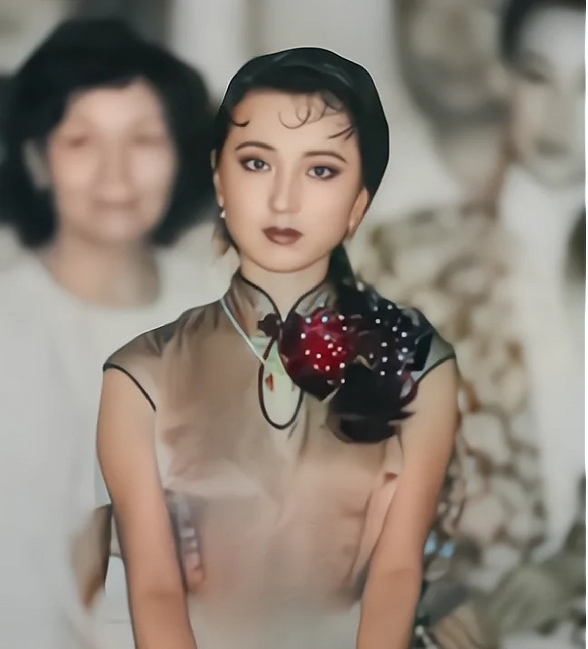 60年代,陈晓旭参加活动的照片,成功塑造了《红楼梦》里的林黛玉,后来