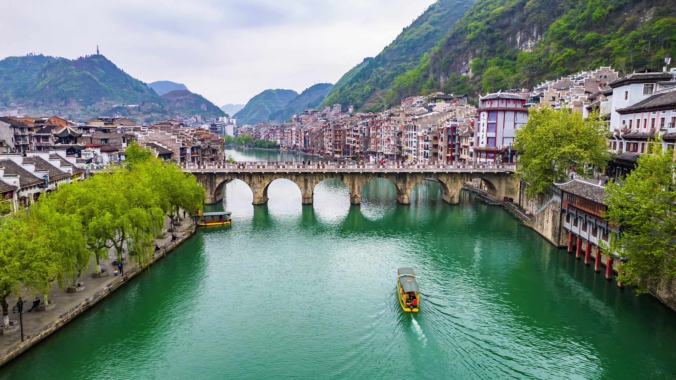 镇远古镇,中国历史文化名镇 72景点推荐:【镇远古镇】是古时京城与