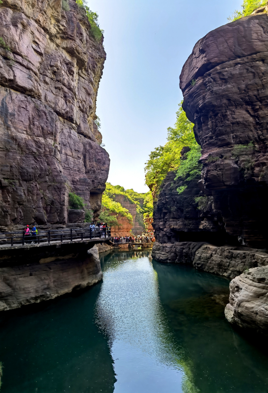 秀丽山川红峡奇景,山光水色如诗如画!
