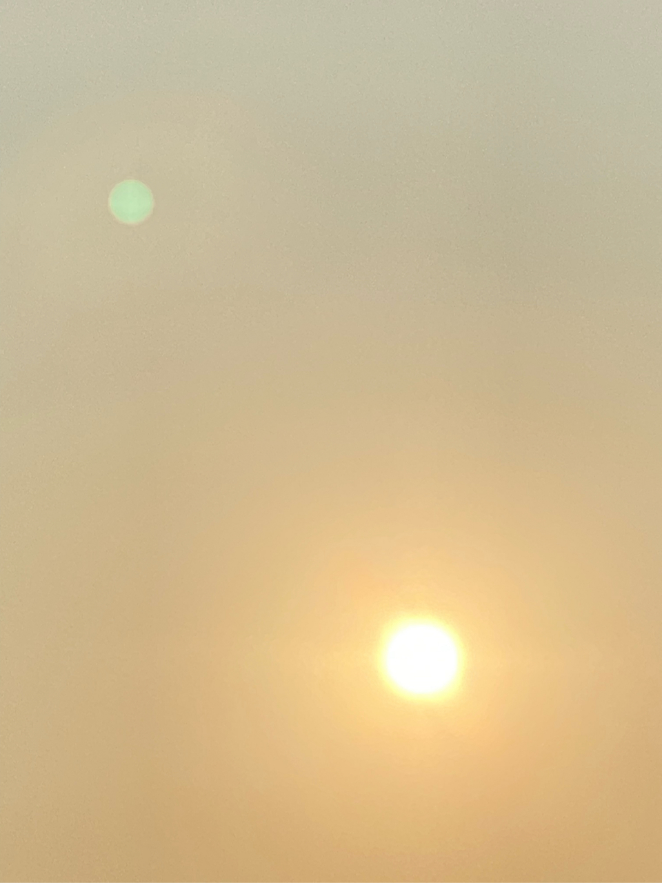 日月同辉!南月西阳,拍不到同框.