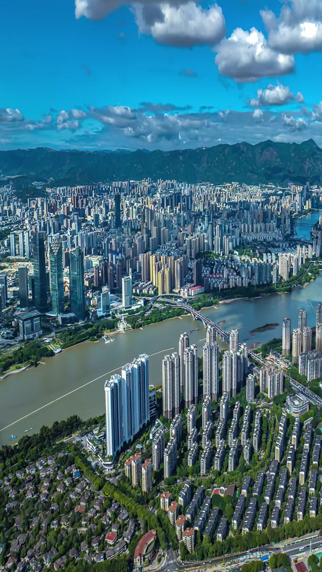 在国内去过那么多城市,福州真的是从气候,环境,人文,服务质量等个个