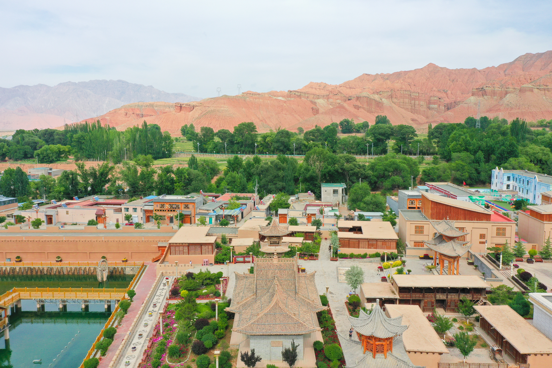 撒拉尔故里民俗文化园位于循化县街子镇马家村,是来循化旅游的必打卡