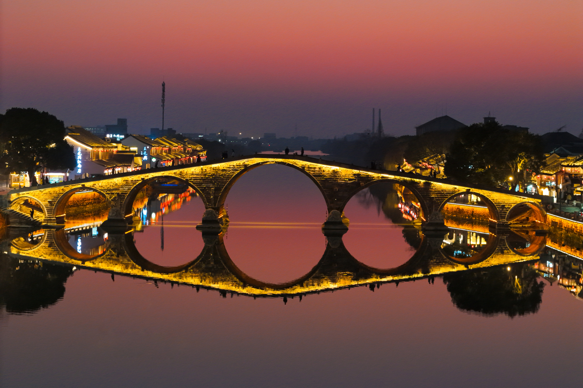 在杭州周边有一个小众旅游打卡地--临平,一望平畴,塘漾棋布,这是位于