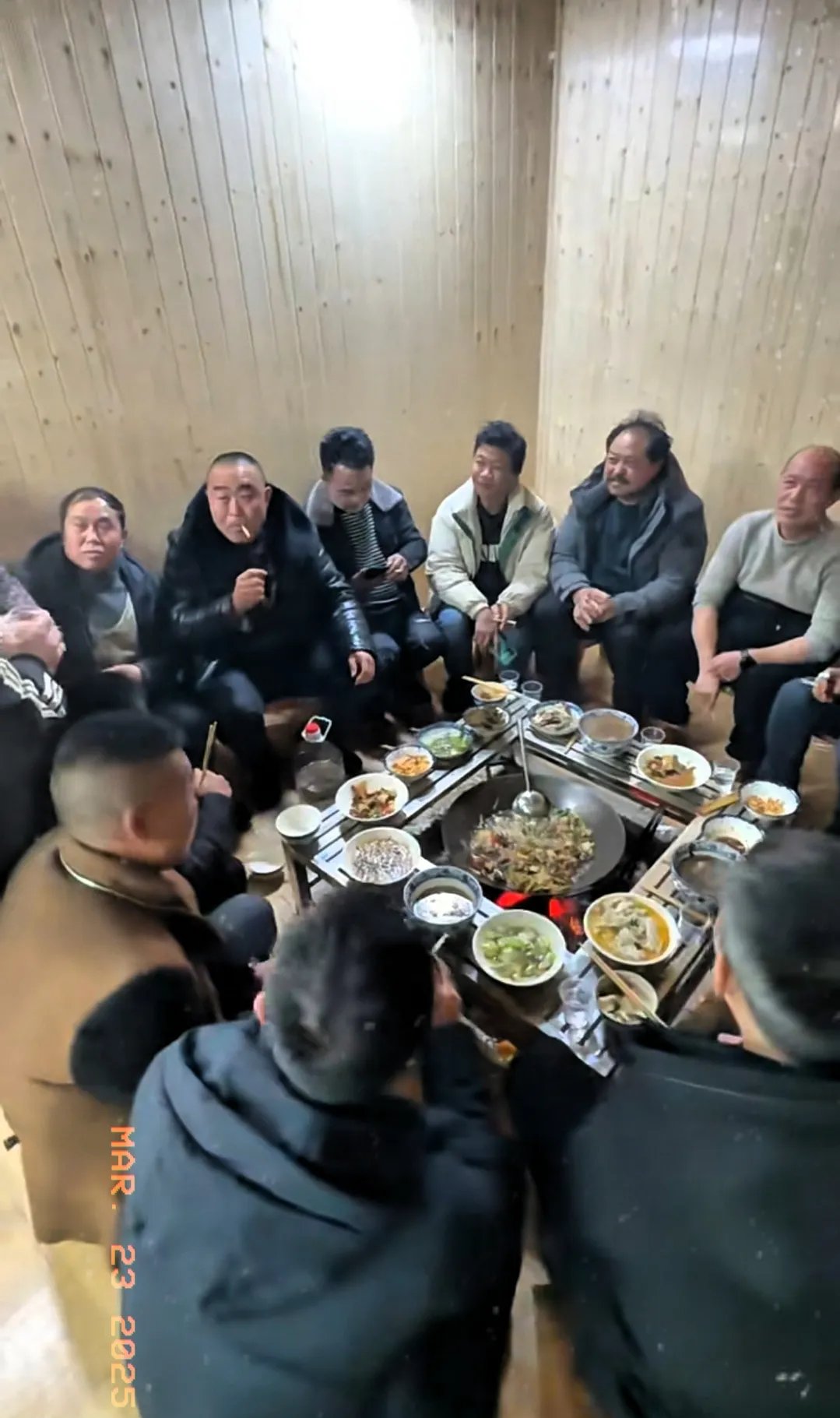 前阵子回农村老家吓了一跳