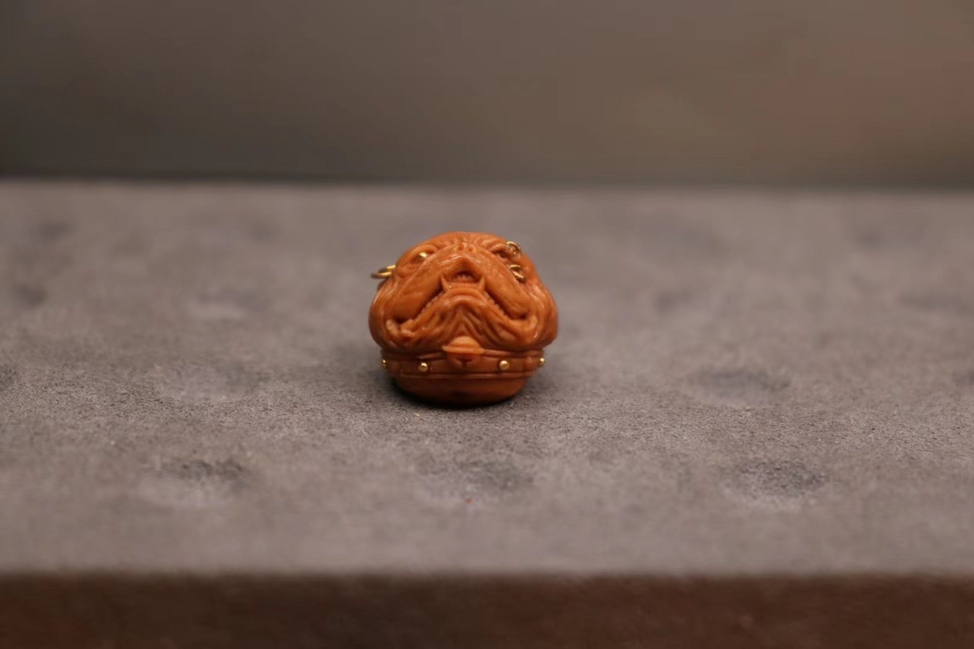 精工雕刻恶霸犬,尺寸18.8,配串霸气,顺丰包邮