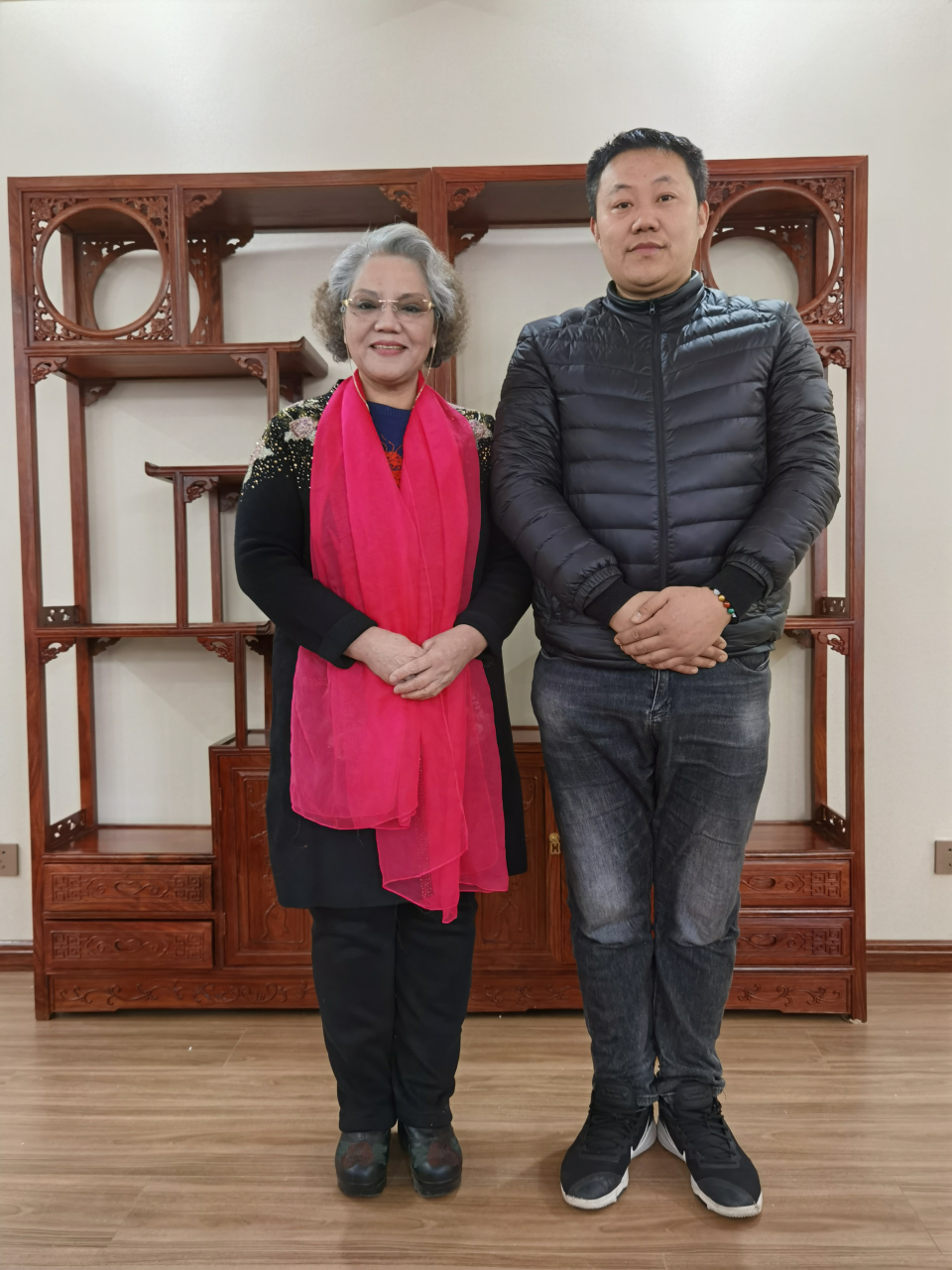 今天是值得纪念的日子,有幸认识爱心妈妈柳毓富,我会向你学习把爱心