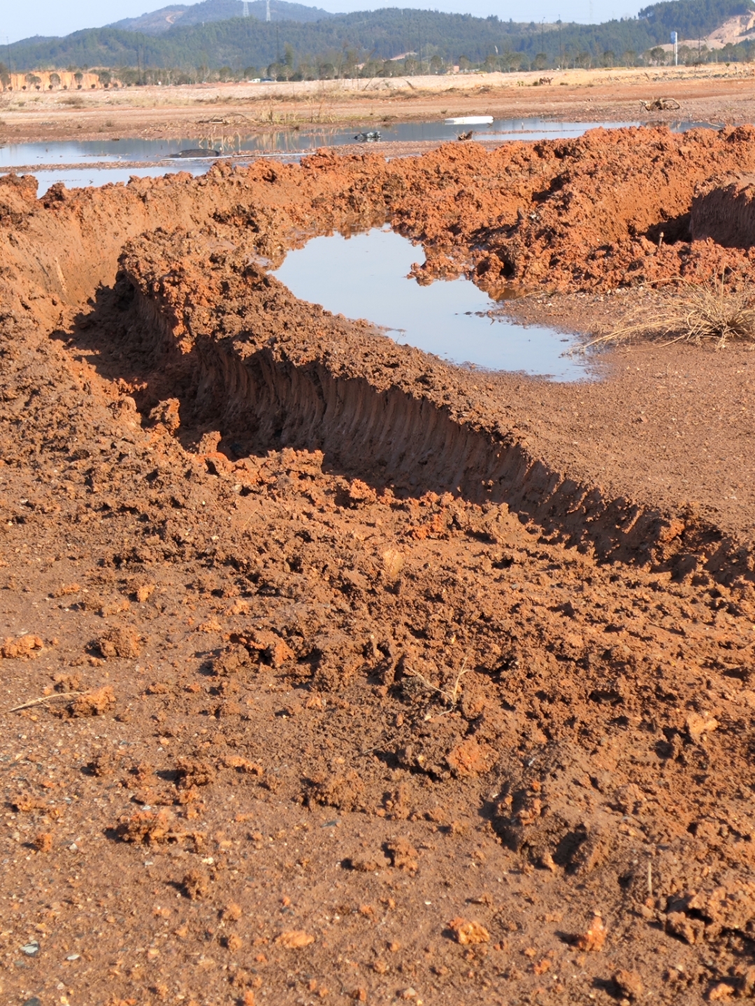 汽车# 皮卡越野#家用车安全挑黄土地湿陷性黄土图片洼地是什么意思凹