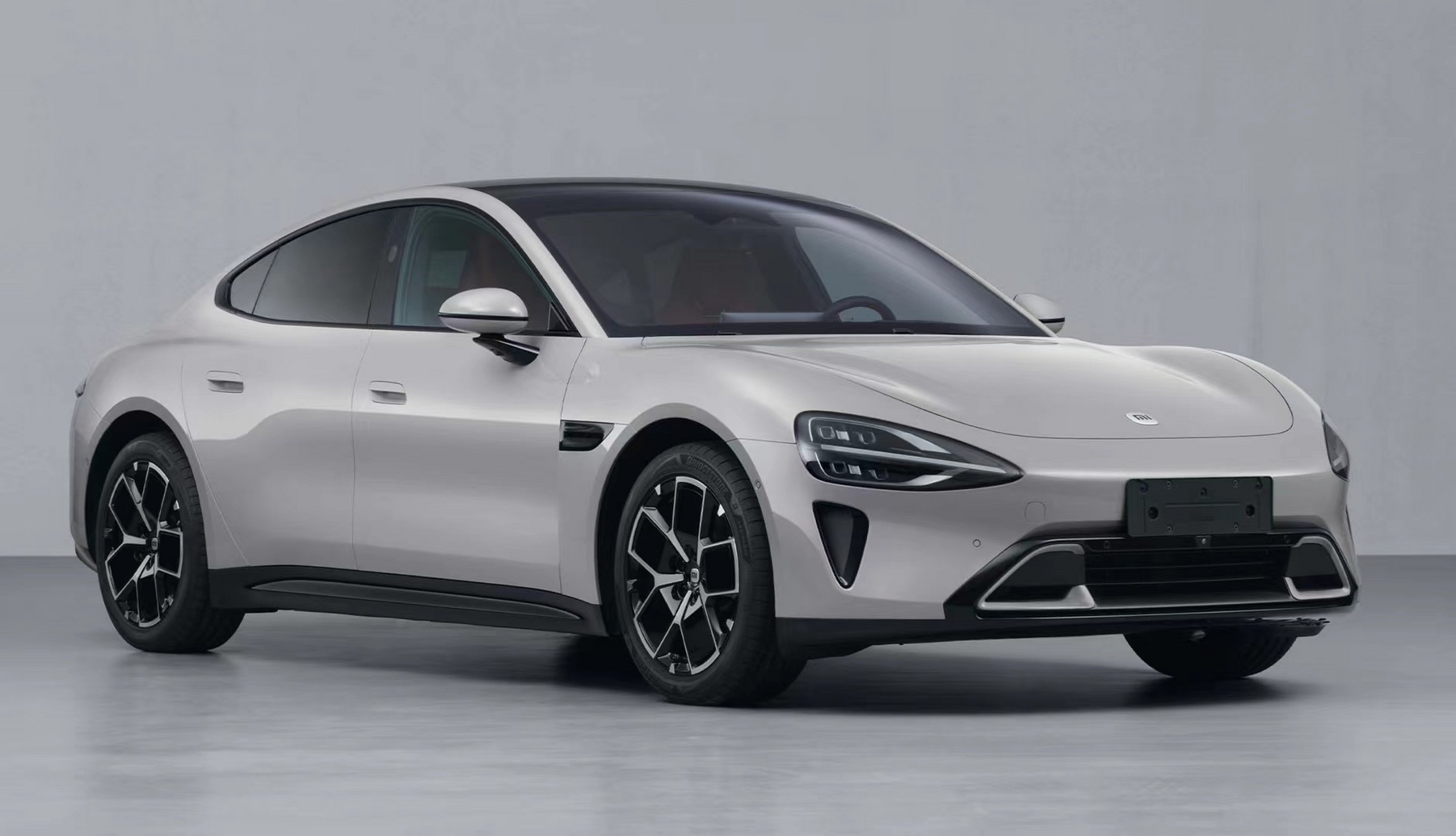 u1s1 小米汽车这个su7尾部设计的有点儿意思[坏笑]#小米汽车