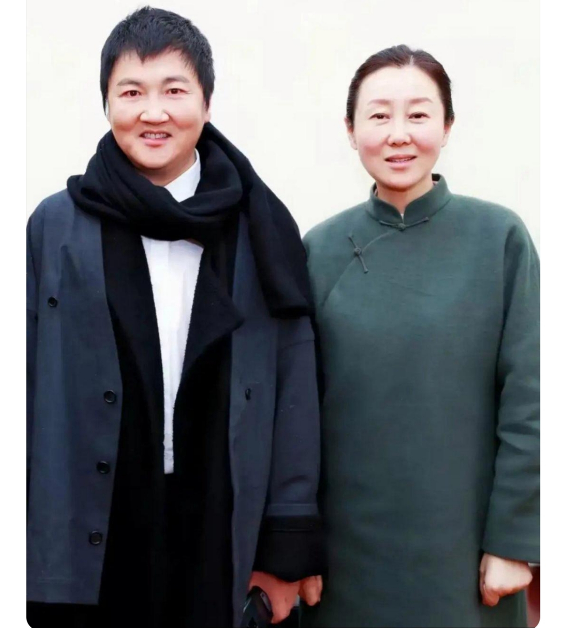 此时的孙楠已经有了一对儿女,他们的感情十分要好.