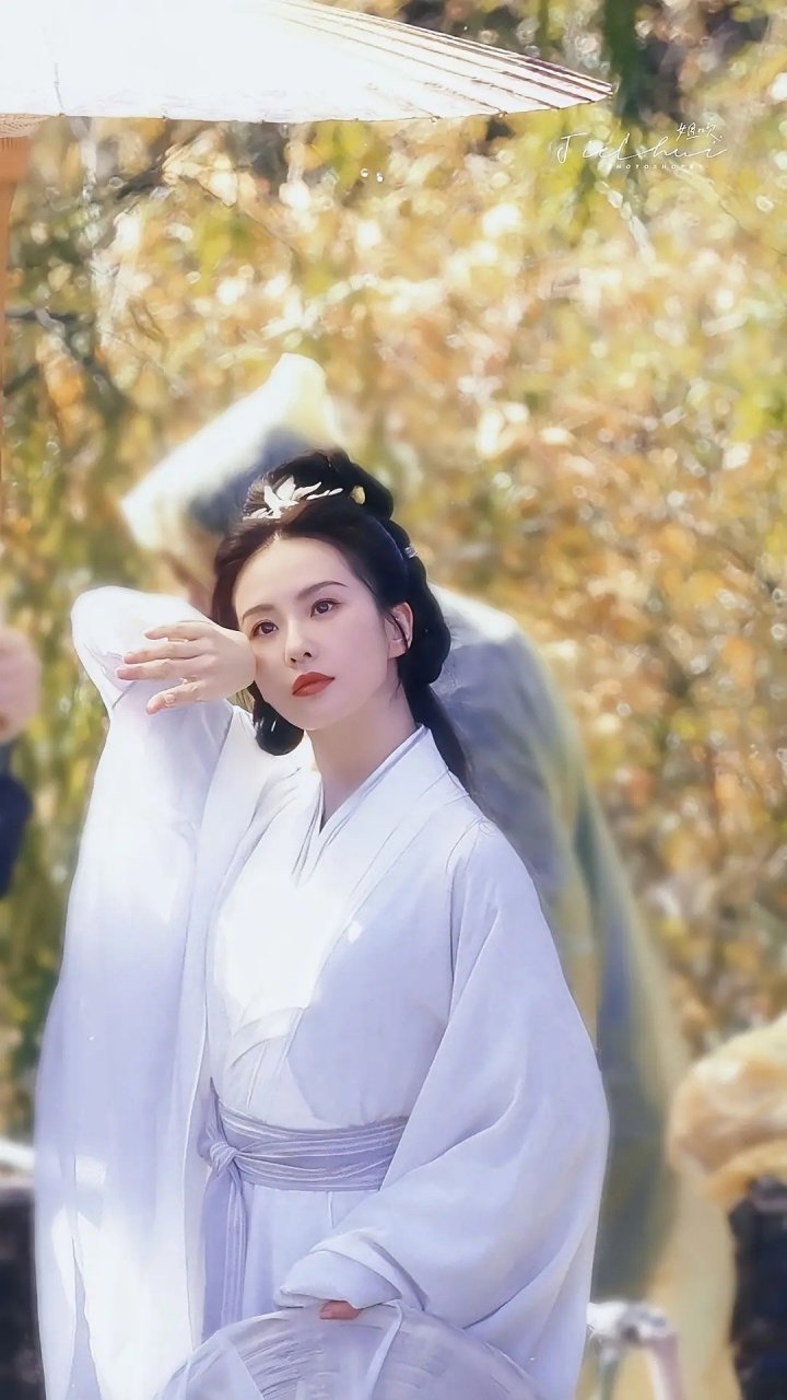 刘诗诗古装白衣路透