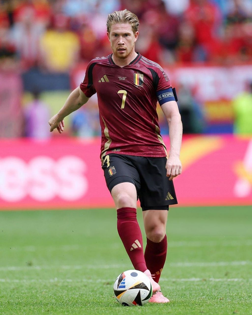 比利时队长德布劳内截至目前一生有3大遗憾: ​1.没拿过世界杯冠军.