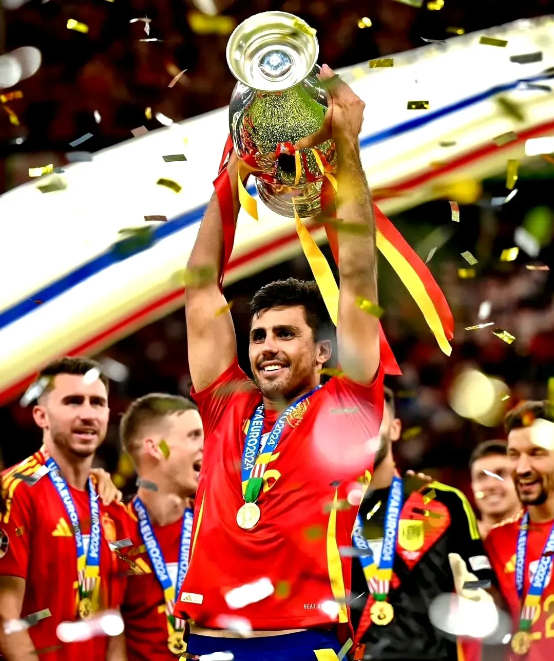 西班牙世 界杯冠军 十周年回相关图片2