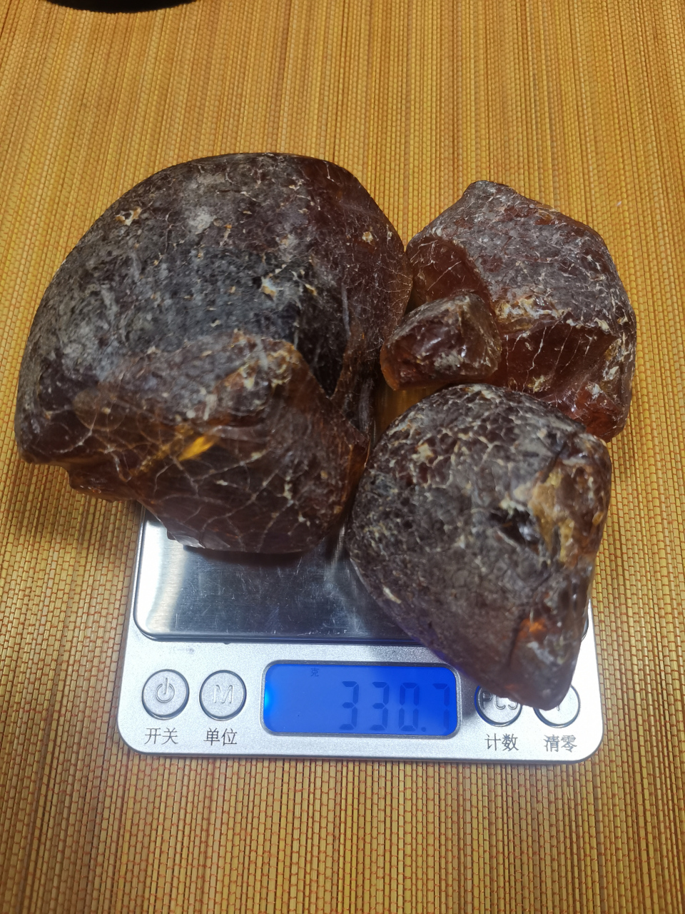 你知道琥珀的药用价值吗 咱们有矿  抚顺琥珀  67雷锋团的团长服役