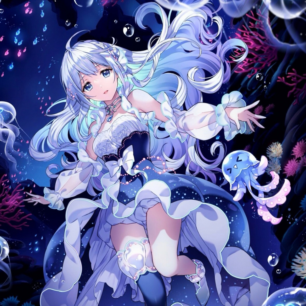 【二次元美少女头像分享】 蓝色系头像90红色系头像.