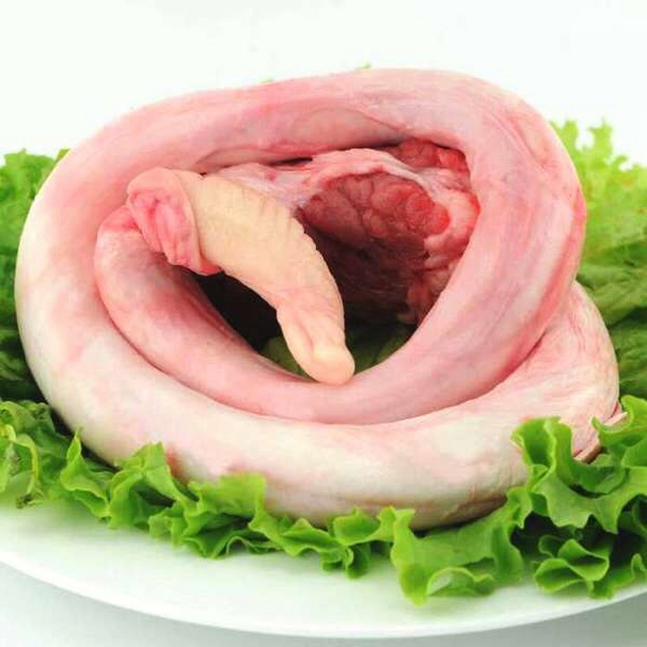 羊鞭的功效与作用 1羊鞭能补肾壮阳 羊鞭就是公羊的生殖器了,经过烹饪