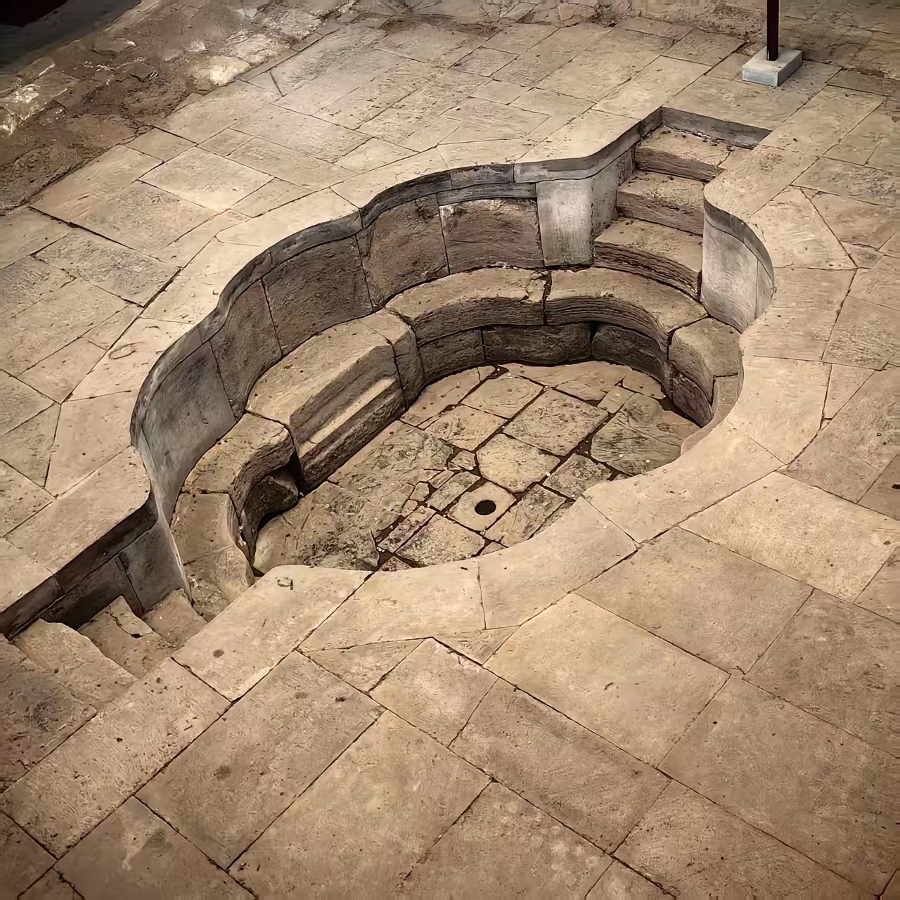 我才知道,李隆基比杨玉环大34岁,我知道大好多岁