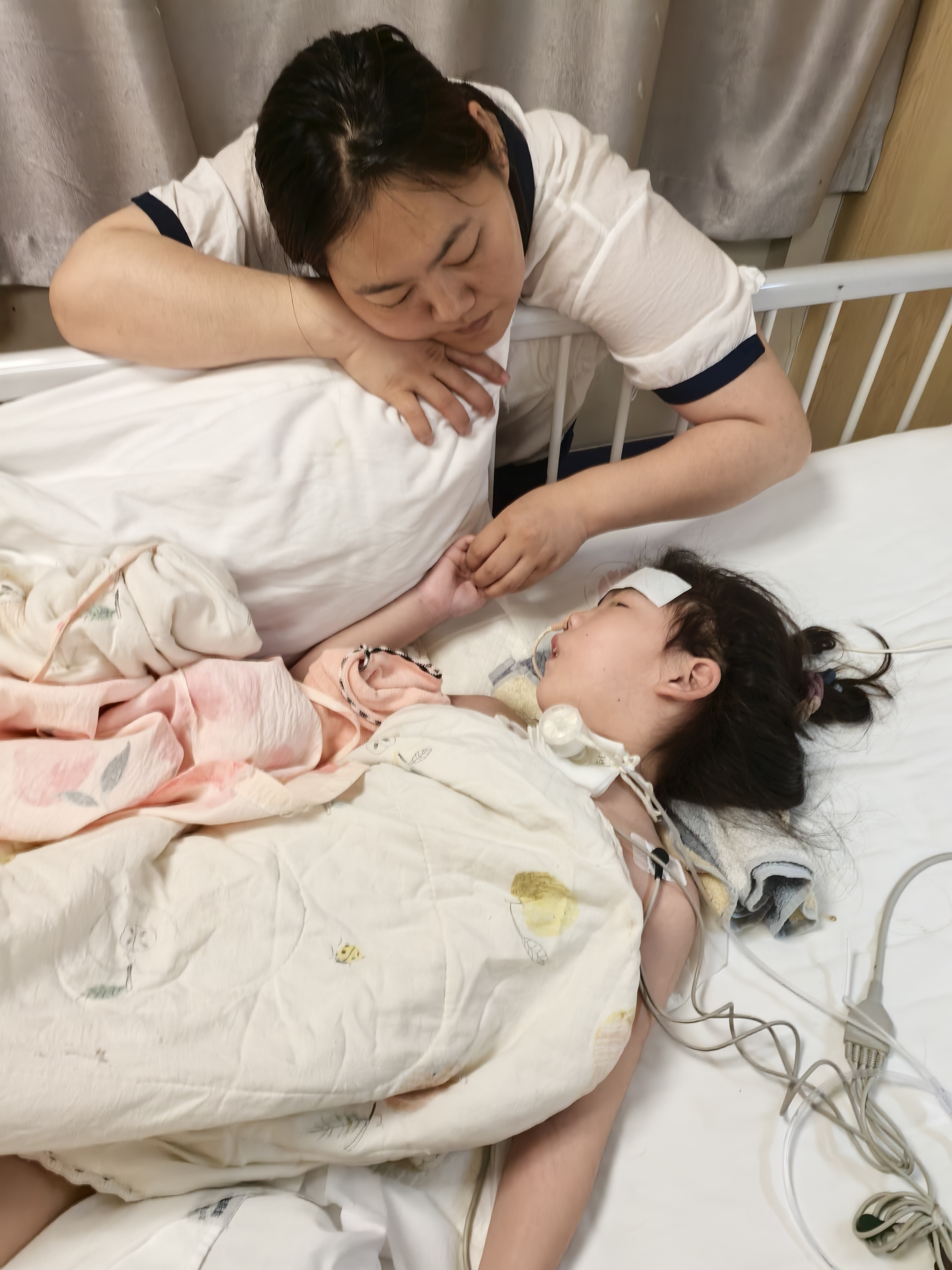 河南省人民医院"矛盾操作"引质疑:是真救治,还是危机公关?