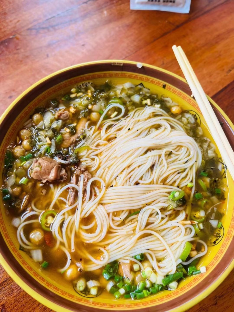 一碗生榨米粉#广西# #南宁# #我的美食分享# #南宁