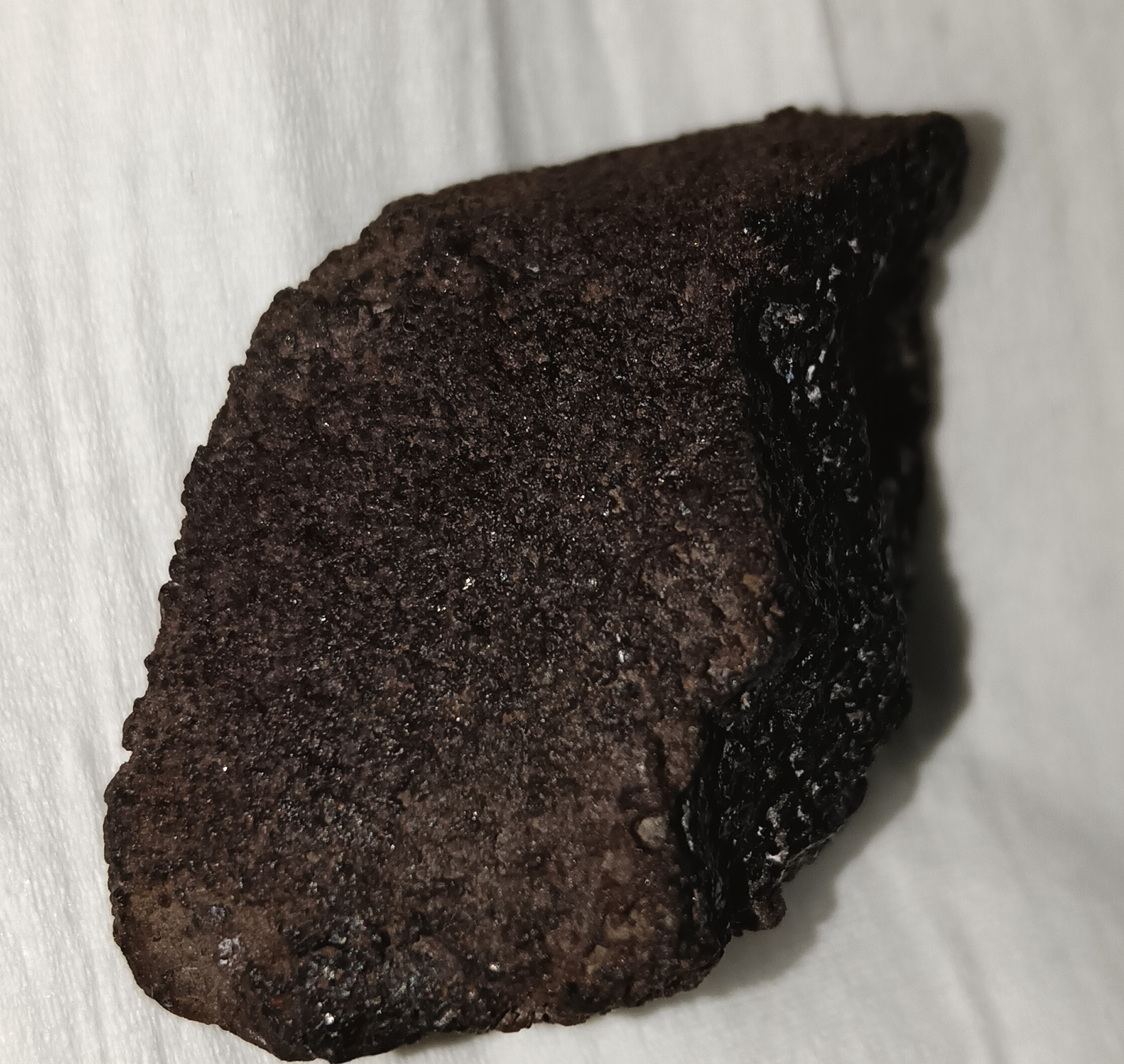 全世界最珍贵的陨石宝石一一陨晶 发现于中国甘肃省永昌县!