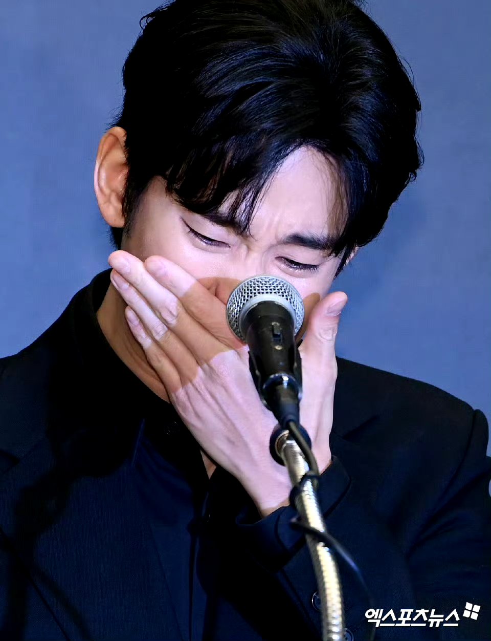 金秀贤思密达～ 据说是韩娱最有品位的男人