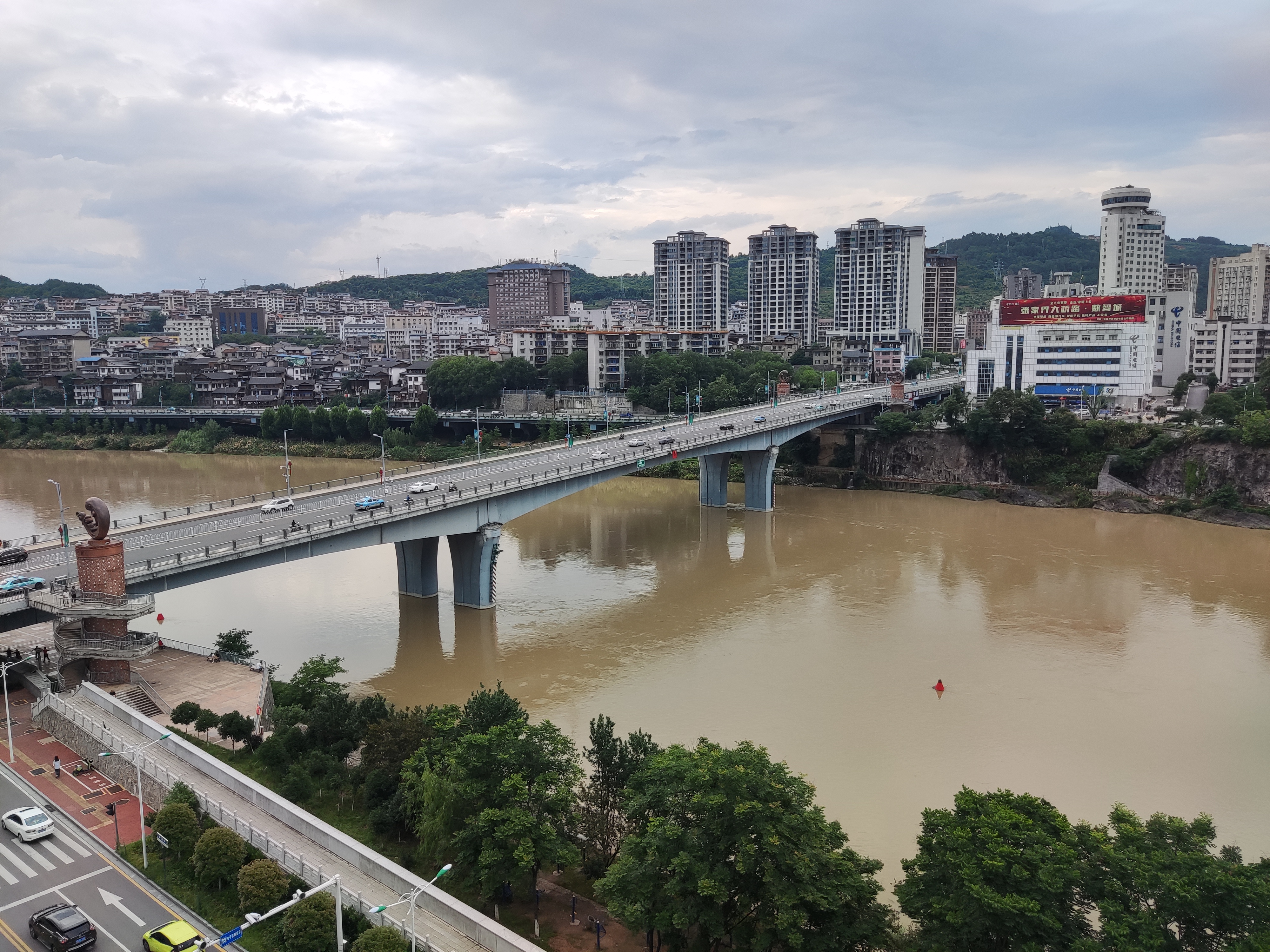 原创诗歌:家乡好风光之五/澧水大桥