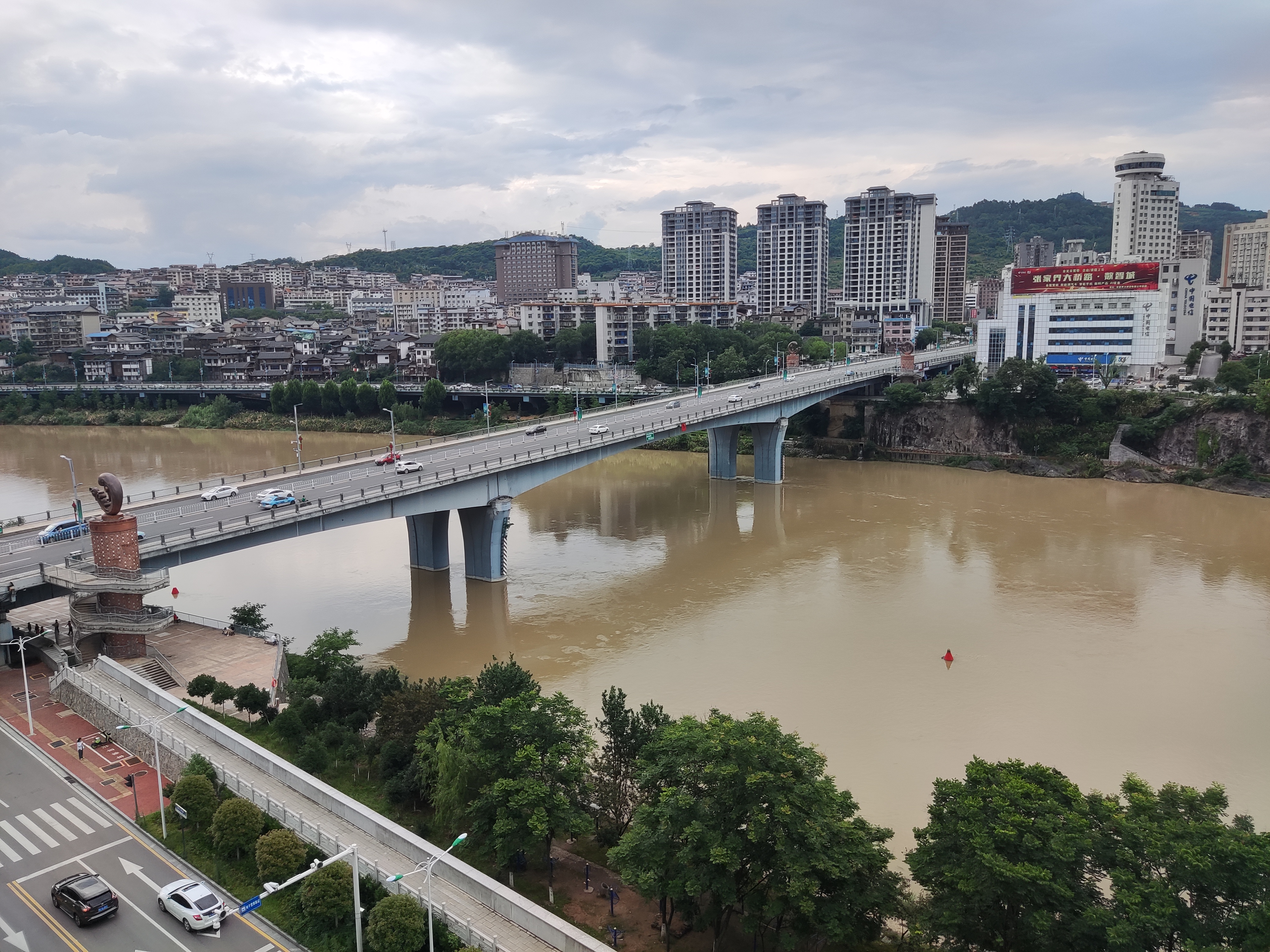 原创诗歌:家乡好风光之五/澧水大桥  (改前,古风,新韵) 古时河上船渡
