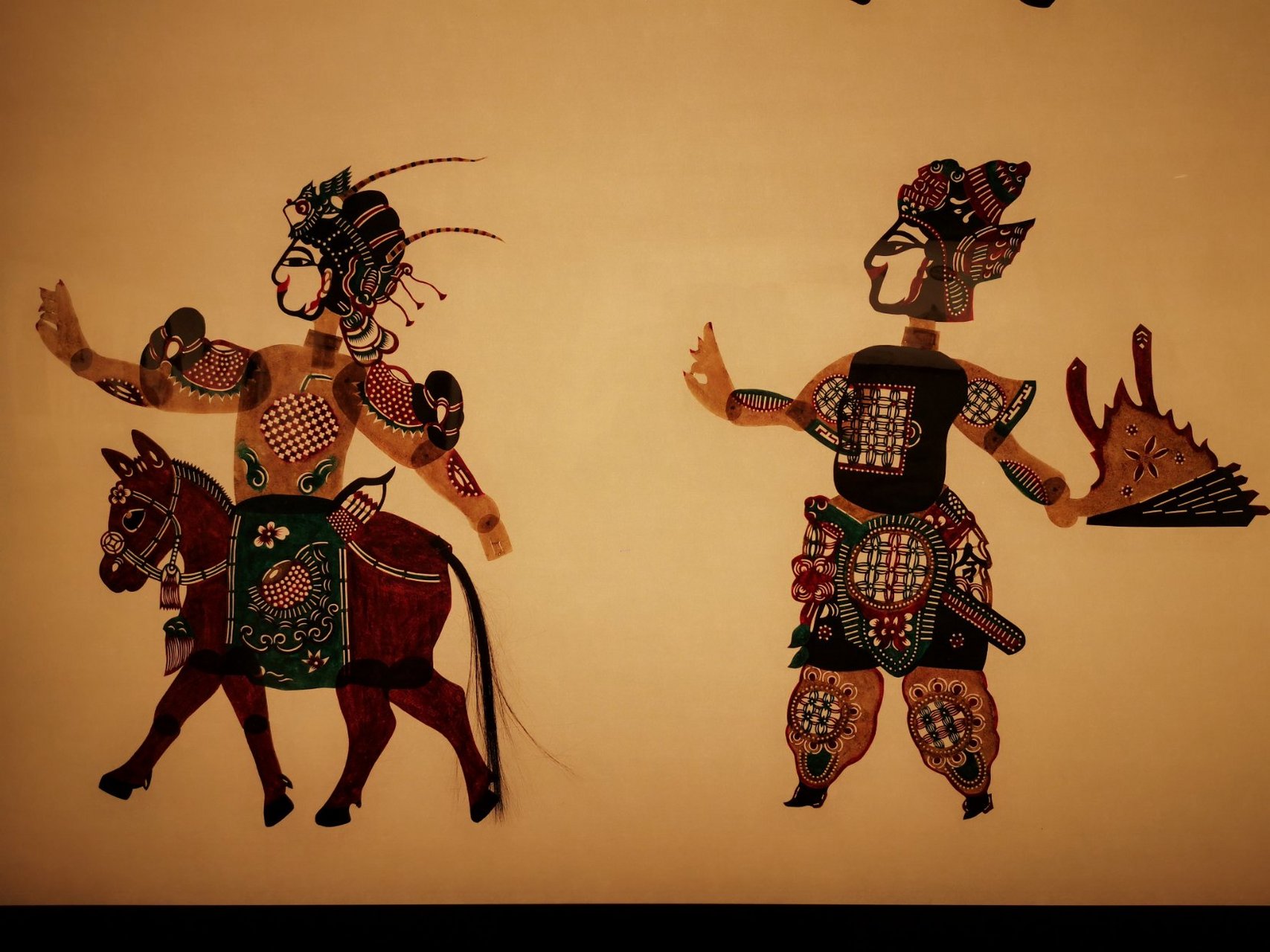 世界皮影在中国,中国皮影在陕西,陕西皮影在古华州,已成世界认知皮影