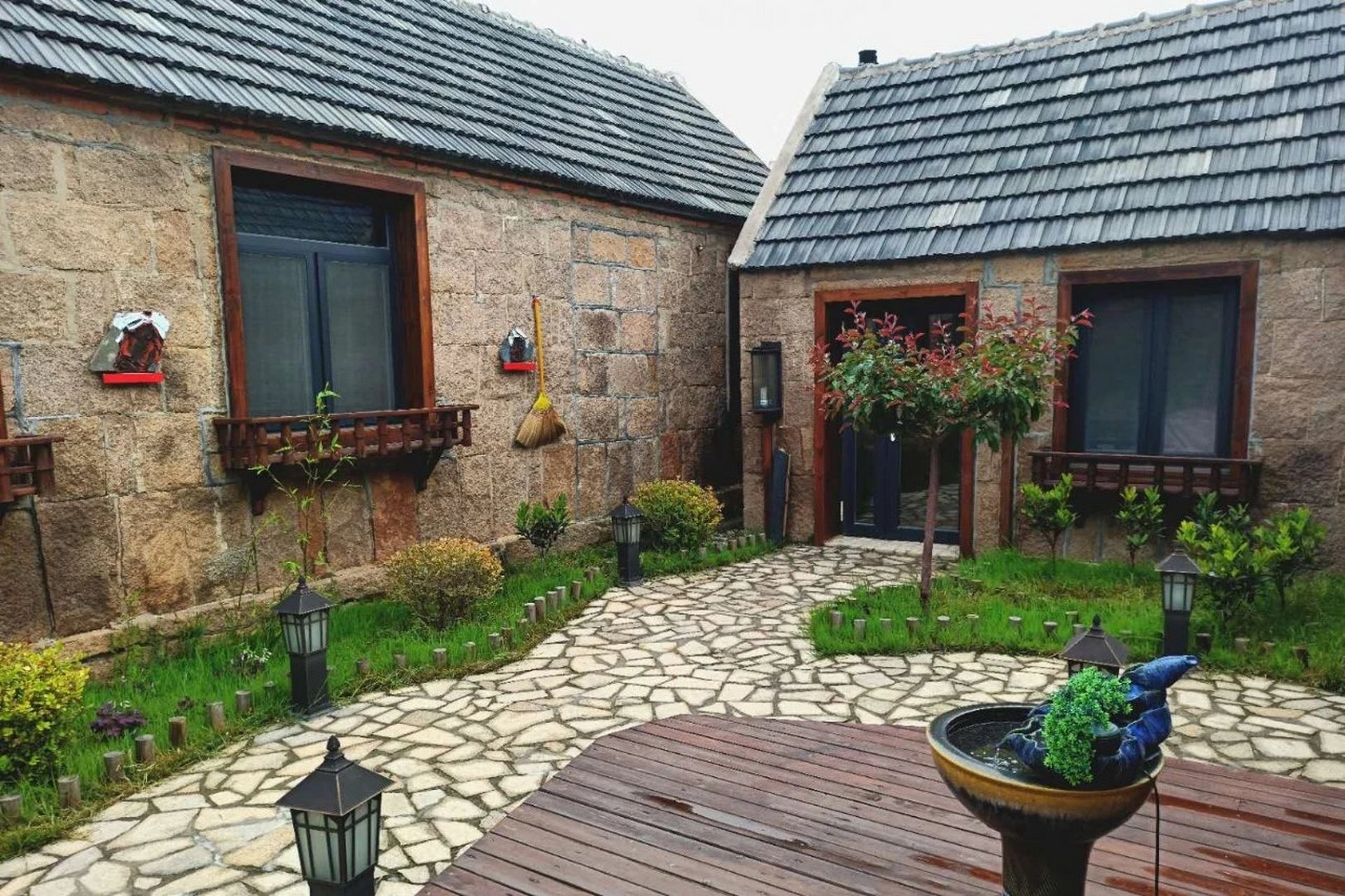 好客山东·乐宿: 牧云庵,所有的客舍都是采用胶东