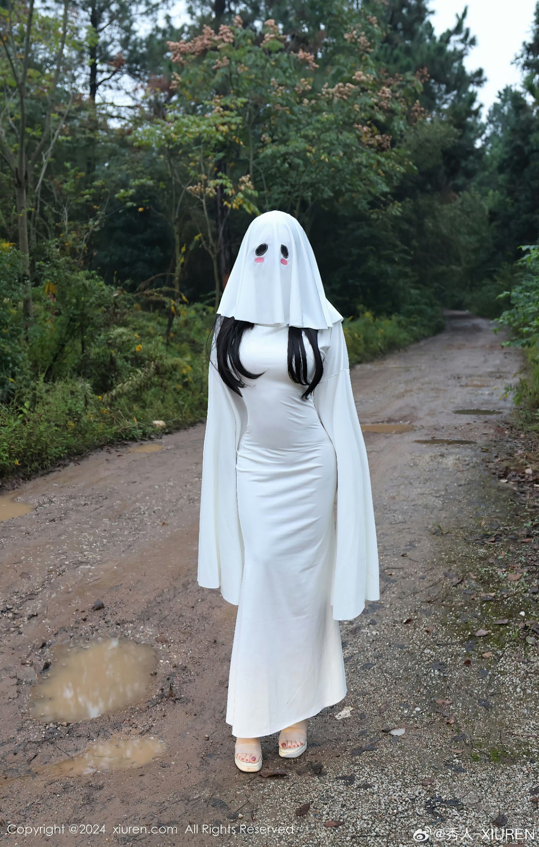 "捕捉森林中的宁静时刻,与小薯条nienie心一起感受大自然的魅力